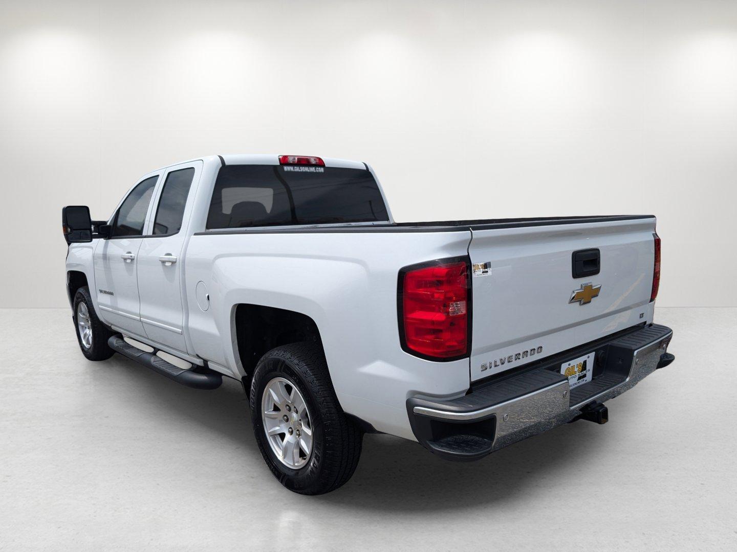 2017 /Cocoa/Dune Chevrolet Silverado 1500 LT (1GCRCRECXHZ) with an Gas/Ethanol V8 5.3L/325 engine, 6-Speed Automatic transmission, located at 3959 U.S. 80 W, Phenix City, AL, 36870, (334) 297-4885, 32.469296, -85.135185 - 2017 Chevrolet Silverado 1500 LT - Photo#6