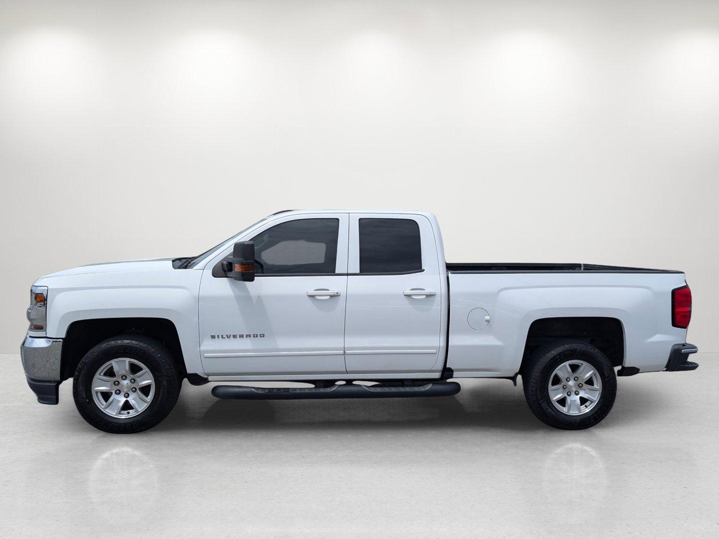 2017 /Cocoa/Dune Chevrolet Silverado 1500 LT (1GCRCRECXHZ) with an Gas/Ethanol V8 5.3L/325 engine, 6-Speed Automatic transmission, located at 3959 U.S. 80 W, Phenix City, AL, 36870, (334) 297-4885, 32.469296, -85.135185 - 2017 Chevrolet Silverado 1500 LT - Photo#7