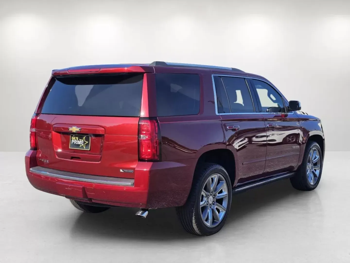 2017 /Cocoa/Dune Chevrolet Tahoe Premier (1GNSCCKC4HR) with an Other engine, located at 7000 Northlake Connector, Columbus, GA, 31904, (706) 987-8085, 32.524975, -84.978134 - Experience the ultimate blend of luxury, power, and versatility with this stunning 2017 Chevrolet Tahoe Premier, available now at Gils Auto in Phenix City, AL. Perfect for families, weekend adventurers, or those with long commutes, this SUV offers unparalleled comfort and advanced technology feature - Photo#4