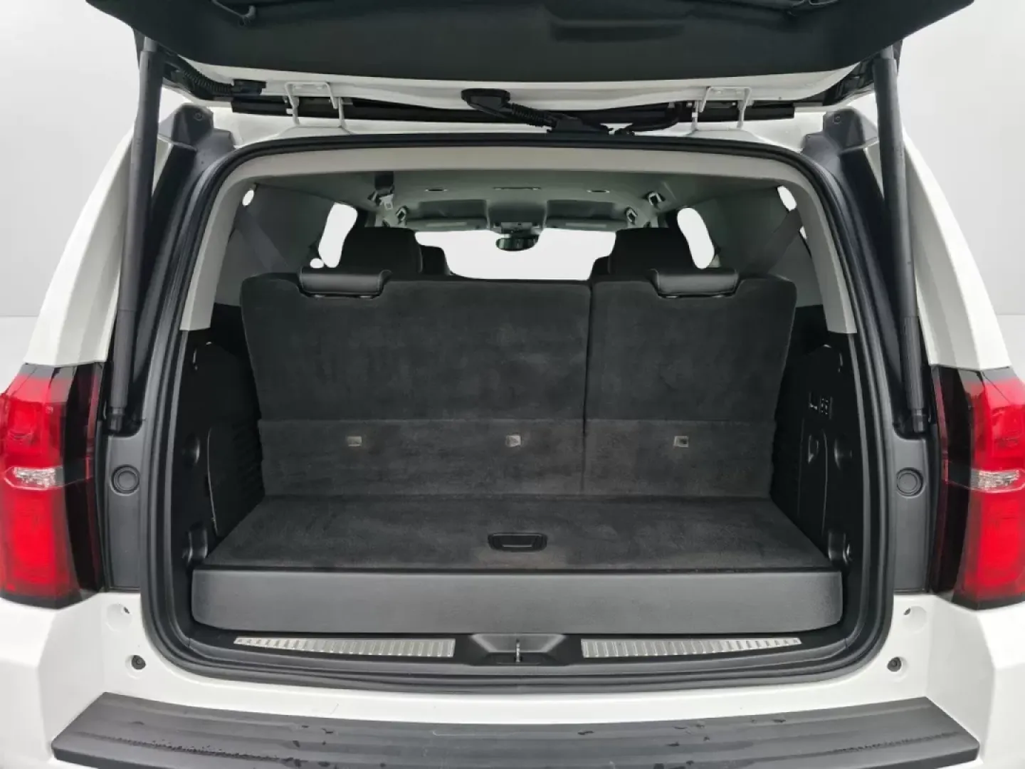 2017 /Jet Black Chevrolet Tahoe LT (1GNSCBKCXHR) with an Other engine, located at 804 22nd Ave, Phenix City, AL, 36870, (334) 297-1860, 32.484749, -85.024475 - **Elevate Your Family Adventures with the 2017 Chevrolet Tahoe LT!**<br /> <br /> Are you ready to elevate your family adventures? The 2017 Chevrolet Tahoe LT is the perfect blend of style, comfort, and capability, making it an ideal choice for families and weekend explorers alike. With ample space, - Photo#9