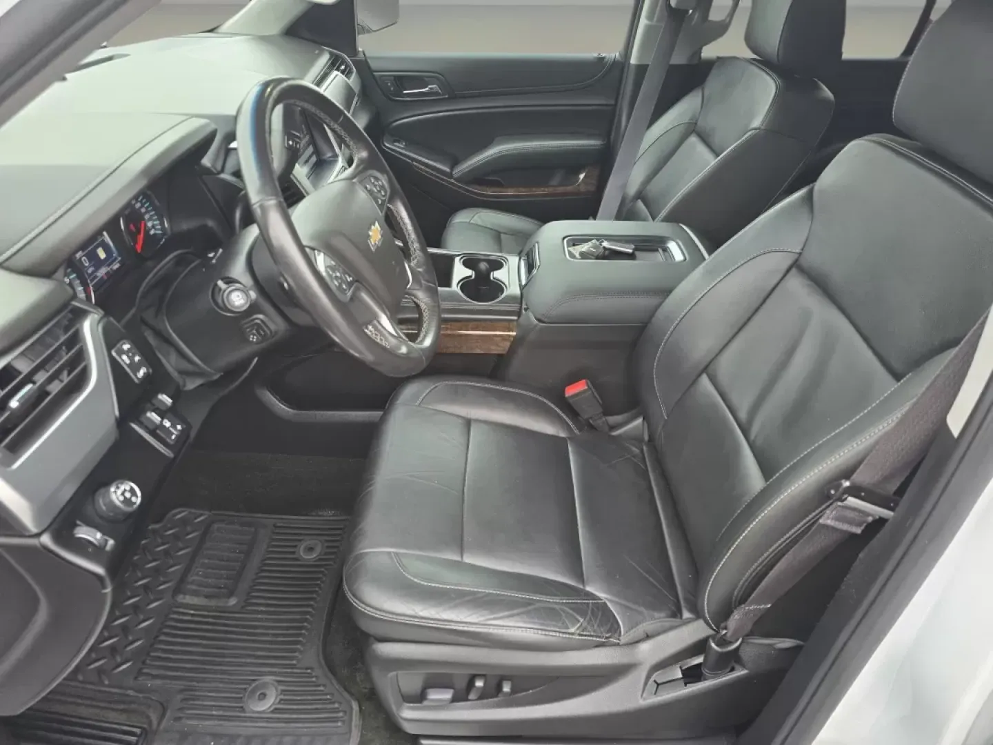 2017 /Jet Black Chevrolet Tahoe LT (1GNSCBKCXHR) with an Other engine, located at 804 22nd Ave, Phenix City, AL, 36870, (334) 297-1860, 32.484749, -85.024475 - **Elevate Your Family Adventures with the 2017 Chevrolet Tahoe LT!**<br /> <br /> Are you ready to elevate your family adventures? The 2017 Chevrolet Tahoe LT is the perfect blend of style, comfort, and capability, making it an ideal choice for families and weekend explorers alike. With ample space, - Photo#12