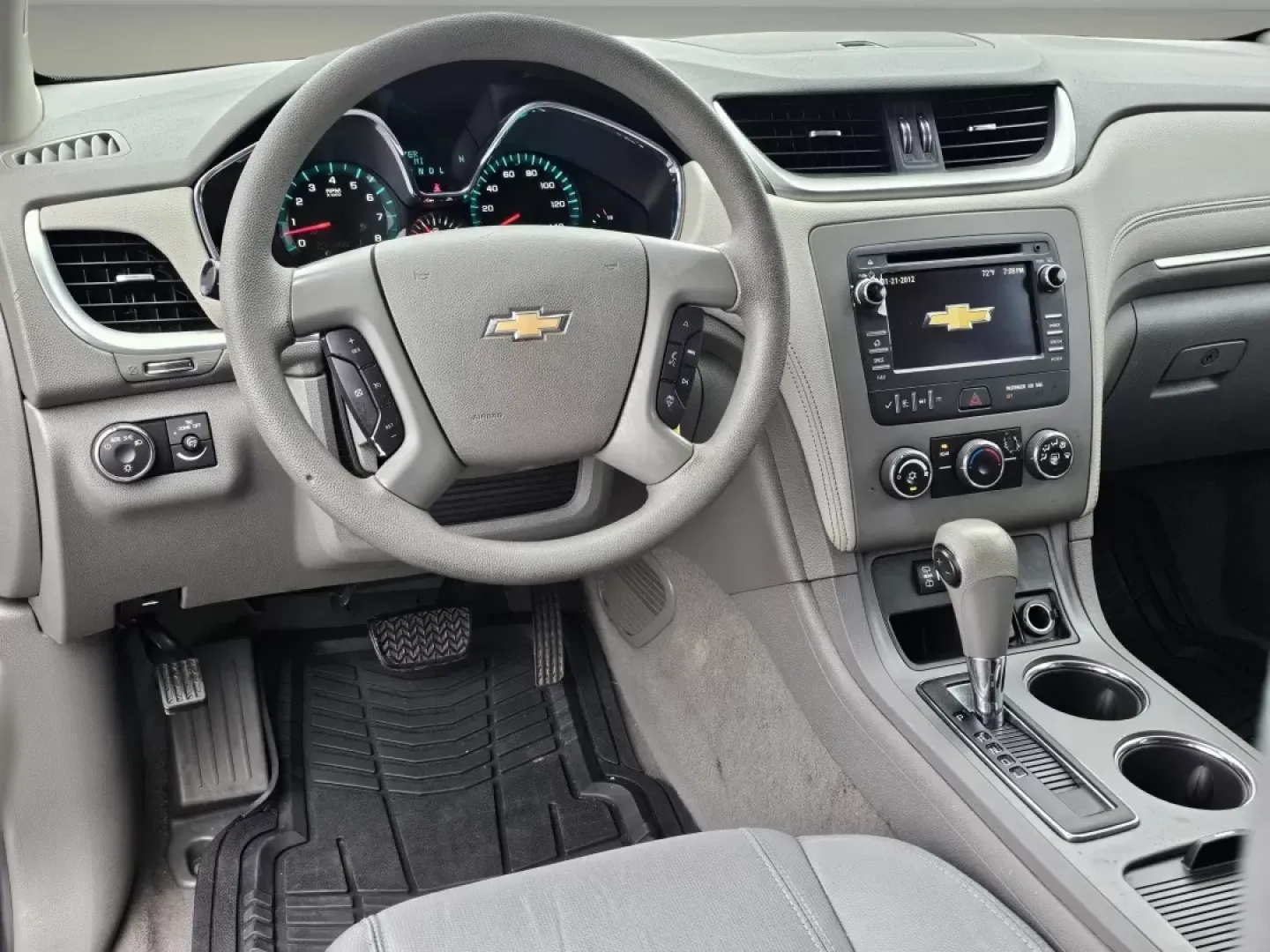 2017 /Dark Titanium/Light Titanium Chevrolet Traverse LS (1GNKRFKD4HJ) with an Other engine, located at 7000 Northlake Connector, Columbus, GA, 31904, (706) 987-8085, 32.524975, -84.978134 - **Explore the Open Road with the 2017 Chevrolet Traverse LS-Your Family's Perfect Companion!**<br /> <br /> Are you ready to elevate your family adventures? The 2017 Chevrolet Traverse LS is not just a vehicle; it's a lifestyle statement ideal for growing families and weekend explorers. With ample s - Photo#15