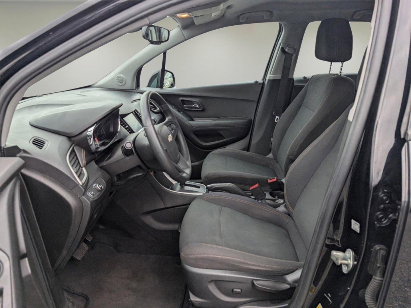 2017 /Jet Black Chevrolet Trax LS (3GNCJKSB3HL) with an Turbocharged Gas 4-Cyl 1.4L/83 engine, 6-Speed Automatic transmission, located at 804 22nd Ave, Phenix City, AL, 36870, (334) 297-1860, 32.484749, -85.024475 - 2017 Chevrolet Trax LS - Photo#9
