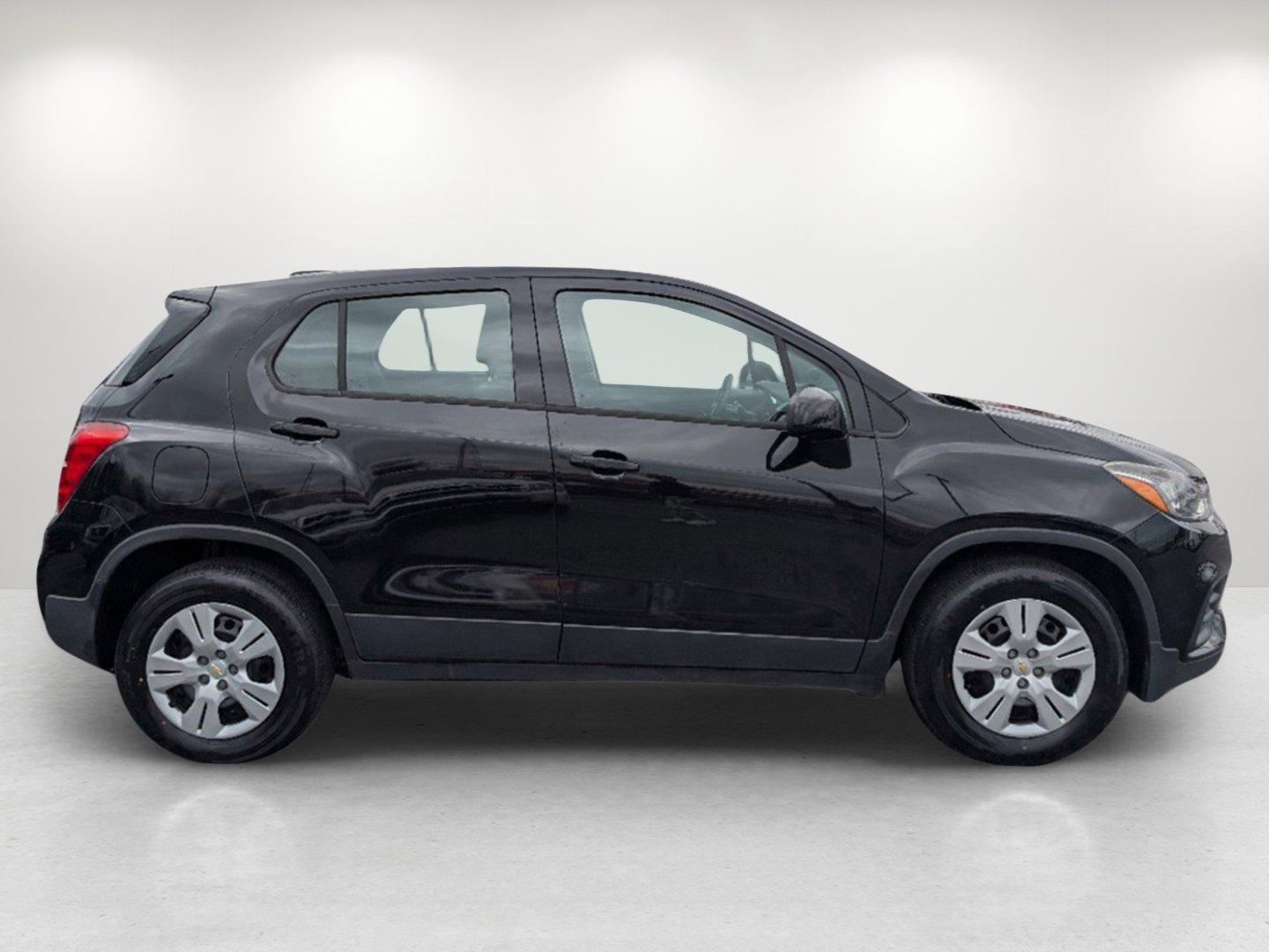 2017 /Jet Black Chevrolet Trax LS (3GNCJKSB3HL) with an Turbocharged Gas 4-Cyl 1.4L/83 engine, 6-Speed Automatic transmission, located at 804 22nd Ave, Phenix City, AL, 36870, (334) 297-1860, 32.484749, -85.024475 - 2017 Chevrolet Trax LS - Photo#3