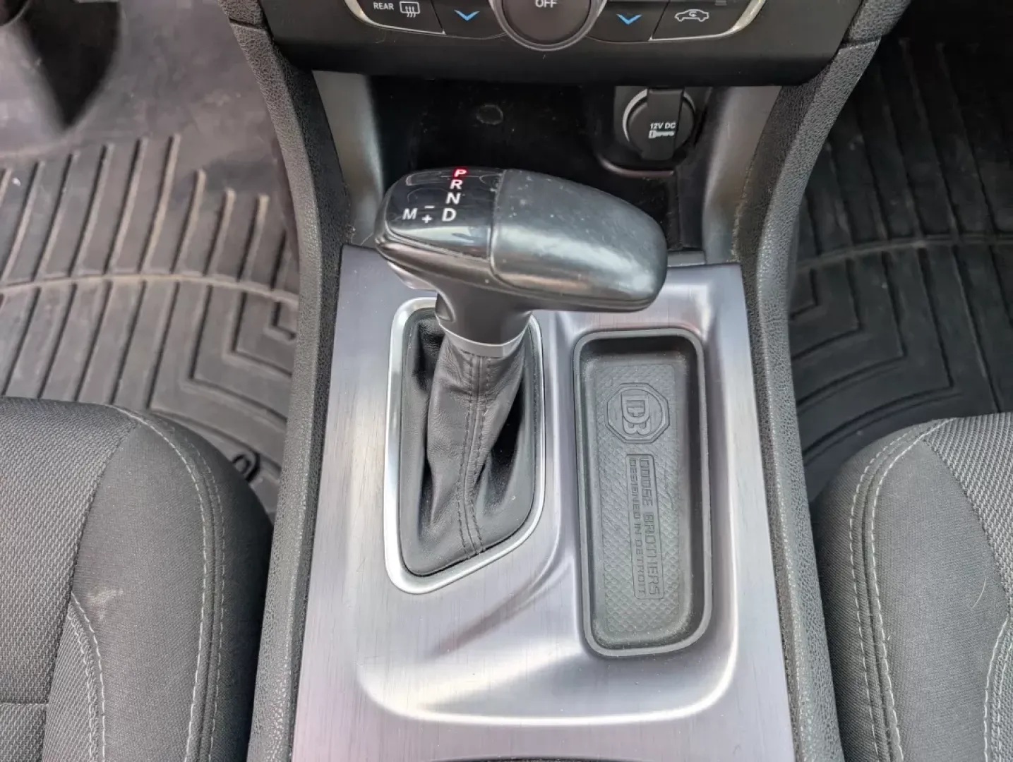 2017 /Black Dodge Charger SE (2C3CDXBG0HH) with an Other engine, located at 1430 Gateway Drive, Opelika, AL, 36801, (334) 239-0944, 32.637871, -85.409790 - **Unleash Your Inner Adventurer with the 2017 Dodge Charger SE!**<br /> <br /> Are you ready to elevate your driving experience in Columbus, GA? Whether you're a growing family looking for reliable transport or an adventurous spirit craving weekend getaways, the 2017 Dodge Charger SE is the perfect - Photo#13