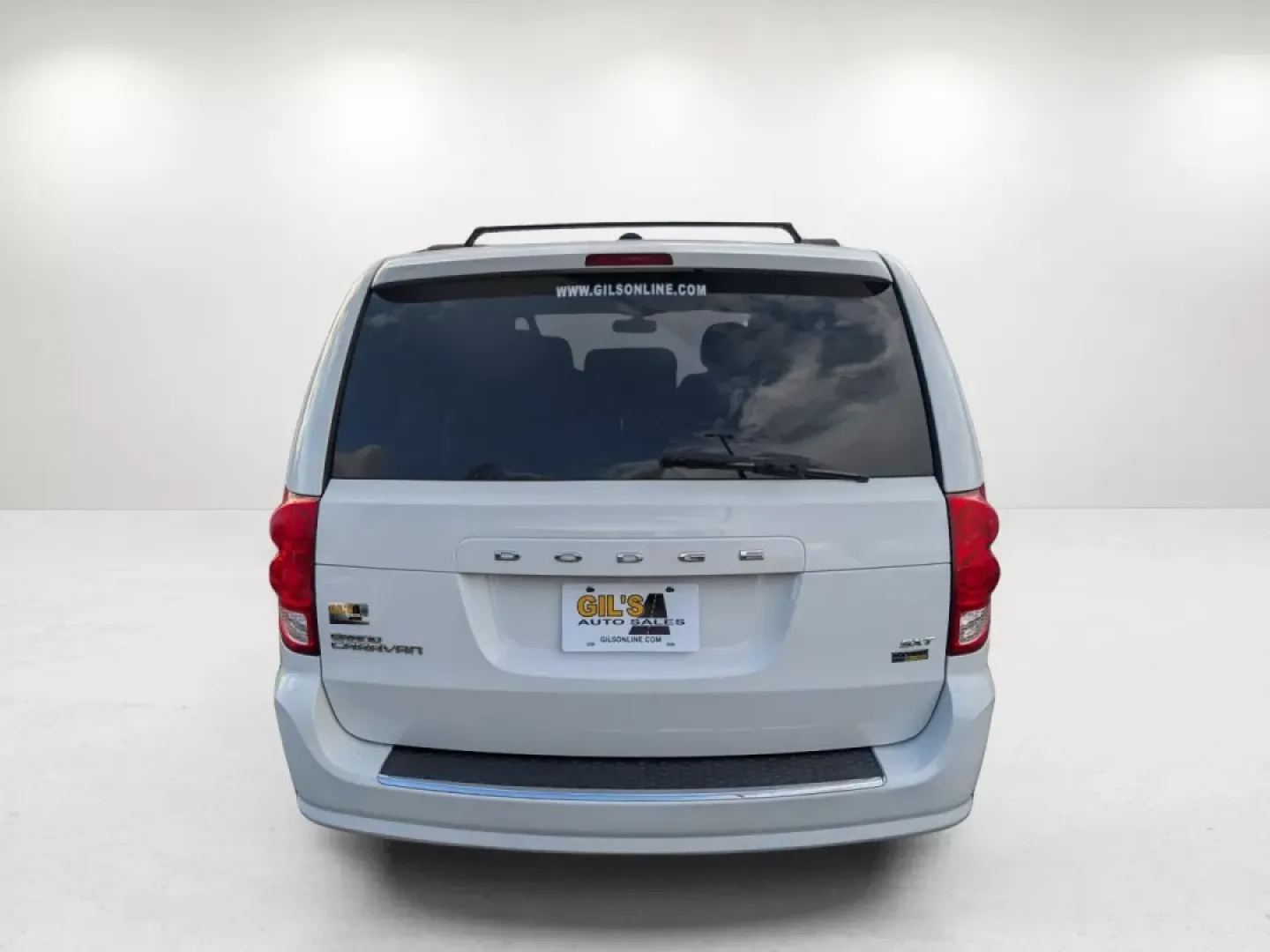 2017 /Black/Light Graystone Dodge Grand Caravan SXT (2C4RDGCG1HR) with an Other engine, located at 804 22nd Ave, Phenix City, AL, 36870, (334) 297-1860, 32.484749, -85.024475 - ### Experience Family Adventures in the 2017 Dodge Grand Caravan SXT!<br /> <br /> Are you looking for the perfect vehicle that can comfortably accommodate your growing family or serve as your reliable daily driver? Look no further than the 2017 Dodge Grand Caravan SXT, available now at Gils Auto in - Photo#5