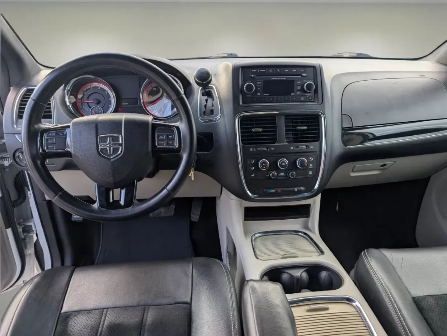 2017 /Black/Light Graystone Dodge Grand Caravan SXT (2C4RDGCG1HR) with an Other engine, located at 804 22nd Ave, Phenix City, AL, 36870, (334) 297-1860, 32.484749, -85.024475 - ### Experience Family Adventures in the 2017 Dodge Grand Caravan SXT!<br /> <br /> Are you looking for the perfect vehicle that can comfortably accommodate your growing family or serve as your reliable daily driver? Look no further than the 2017 Dodge Grand Caravan SXT, available now at Gils Auto in - Photo#12