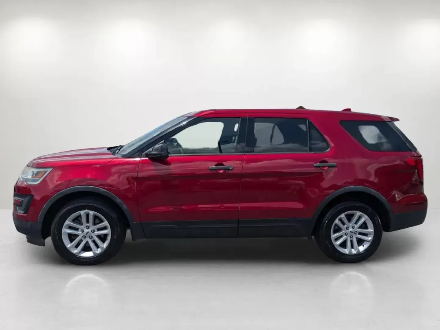 2017 Ford Explorer Base (1FM5K7BH5HG) with an Intercooled Turbo Premium Unleaded I-4 2.3 L/140 engine, 6-Speed Automatic w/OD transmission, located at 3959 U.S. 80 W, Phenix City, AL, 36870, (334) 297-4885, 32.469296, -85.135185 - 2017 Ford Explorer Base - Photo#7
