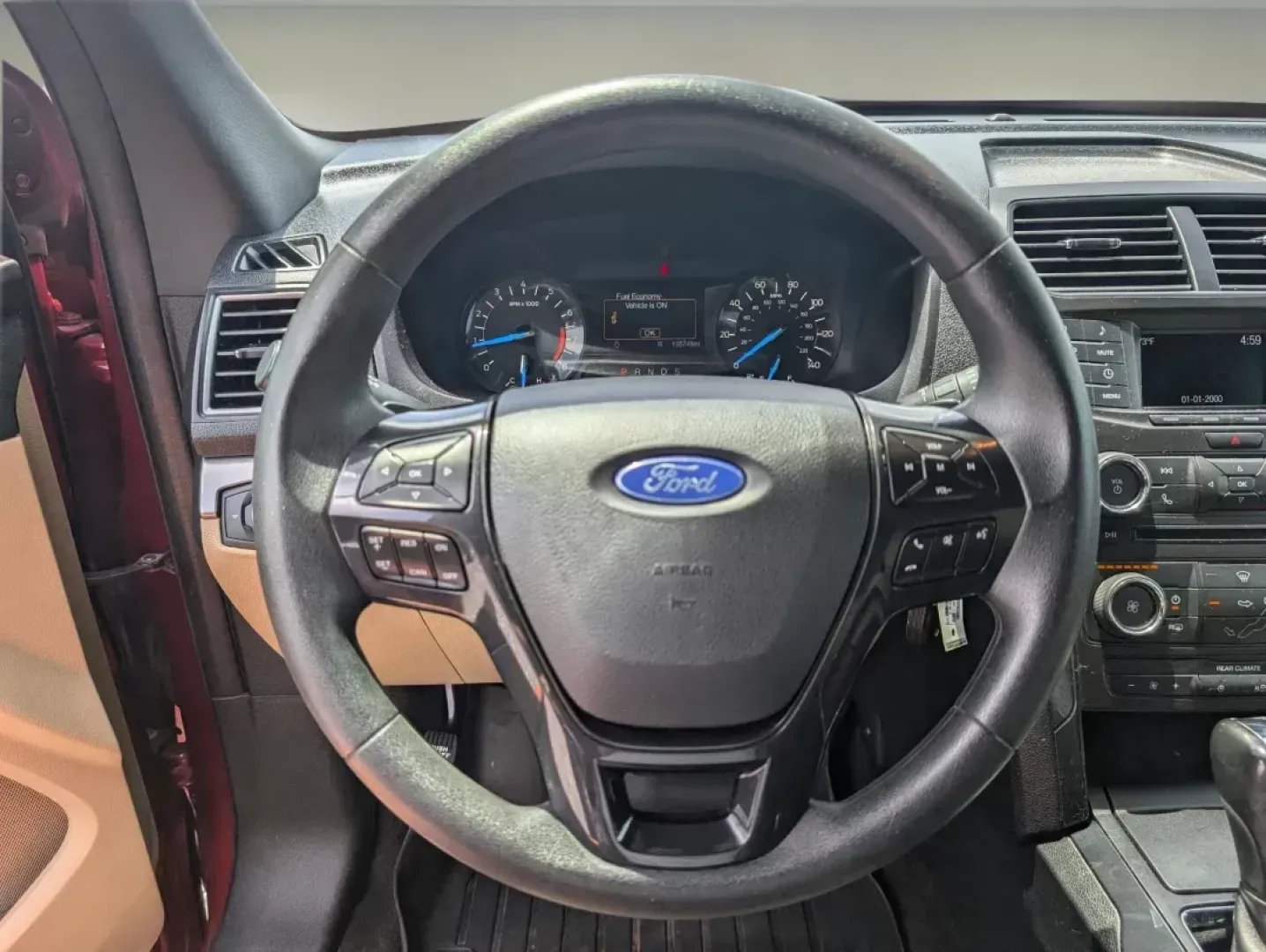 2017 Ford Explorer Base (1FM5K7BH5HG) with an Intercooled Turbo Premium Unleaded I-4 2.3 L/140 engine, 6-Speed Automatic w/OD transmission, located at 3959 U.S. 80 W, Phenix City, AL, 36870, (334) 297-4885, 32.469296, -85.135185 - 2017 Ford Explorer Base - Photo#15
