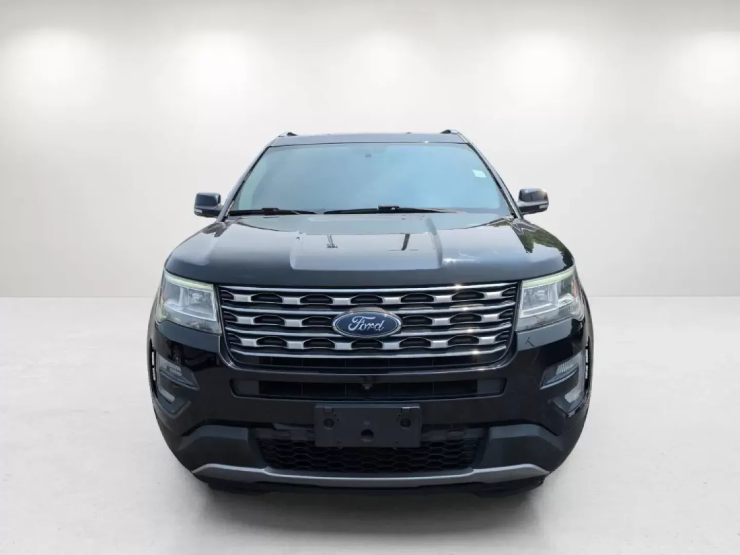 2017 Ford Explorer Limited (1FM5K7F85HG) with an Other engine, located at 7000 Northlake Connector, Columbus, GA, 31904, (706) 987-8085, 32.524975, -84.978134 - 2017 Ford Explorer Limited - Photo#1