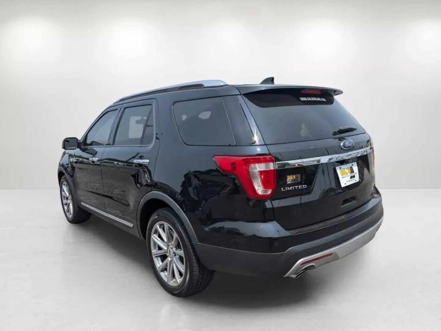 2017 Ford Explorer Limited (1FM5K7F85HG) with an Other engine, located at 7000 Northlake Connector, Columbus, GA, 31904, (706) 987-8085, 32.524975, -84.978134 - 2017 Ford Explorer Limited - Photo#6