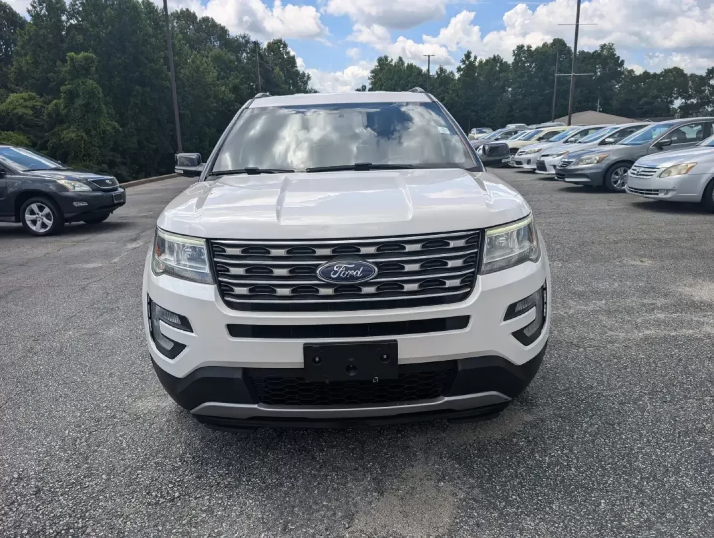 2017 Ford Explorer XLT (1FM5K7D86HG) with an Other engine, located at 3959 U.S. 80 W, Phenix City, AL, 36870, (334) 297-4885, 32.469296, -85.135185 - **Discover Adventure with the 2017 Ford Explorer XLT Your Perfect Family SUV!**<br /> <br /> Are you ready to embark on new family adventures or make those daily commutes more enjoyable? Picture this: a spacious, comfortable SUV that's ready for weekend getaways, school drop-offs, and everything in - Photo#1