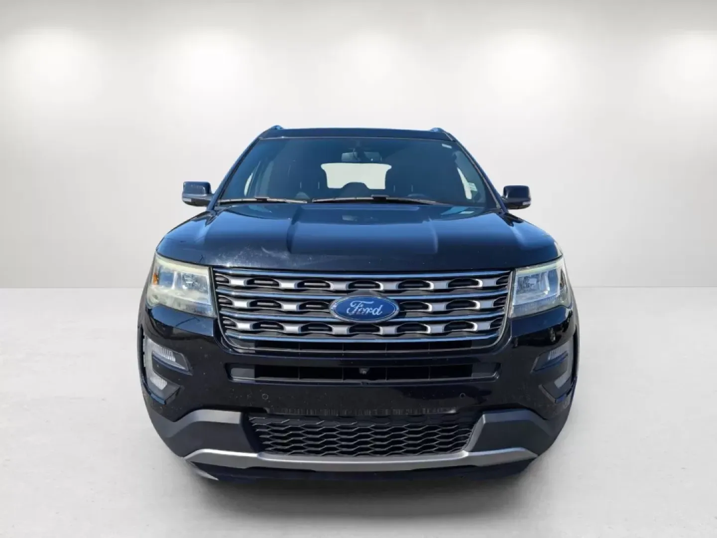 2017 Ford Explorer Limited (1FM5K7FH8HG) with an Other engine, located at 804 22nd Ave, Phenix City, AL, 36870, (334) 297-1860, 32.484749, -85.024475 - **Discover Adventure with the 2017 Ford Explorer Limited at Gils Auto - Phenix City #2!** <br /> <br /> Are you ready to elevate your lifestyle with a vehicle that combines comfort, versatility, and style? The 2017 Ford Explorer Limited is the perfect companion for family road trips, weekend getawa - Photo#2