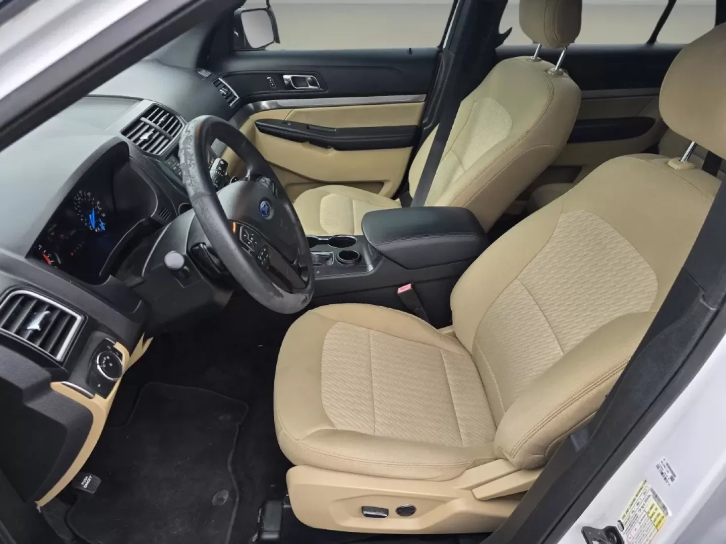 2017 Ford Explorer Base (1FM5K7B82HG) with an Other engine, located at 1430 Gateway Drive, Opelika, AL, 36801, (334) 239-0944, 32.637871, -85.409790 - **Unleash Adventure with the 2017 Ford Explorer at Gils Auto - Phenix City!**<br /> <br /> Are you ready to explore new horizons with your family or embark on thrilling weekend adventures? The 2017 Ford Explorer, available now at Gils Auto in Phenix City, AL, is the perfect vehicle to elevate your l - Photo#11