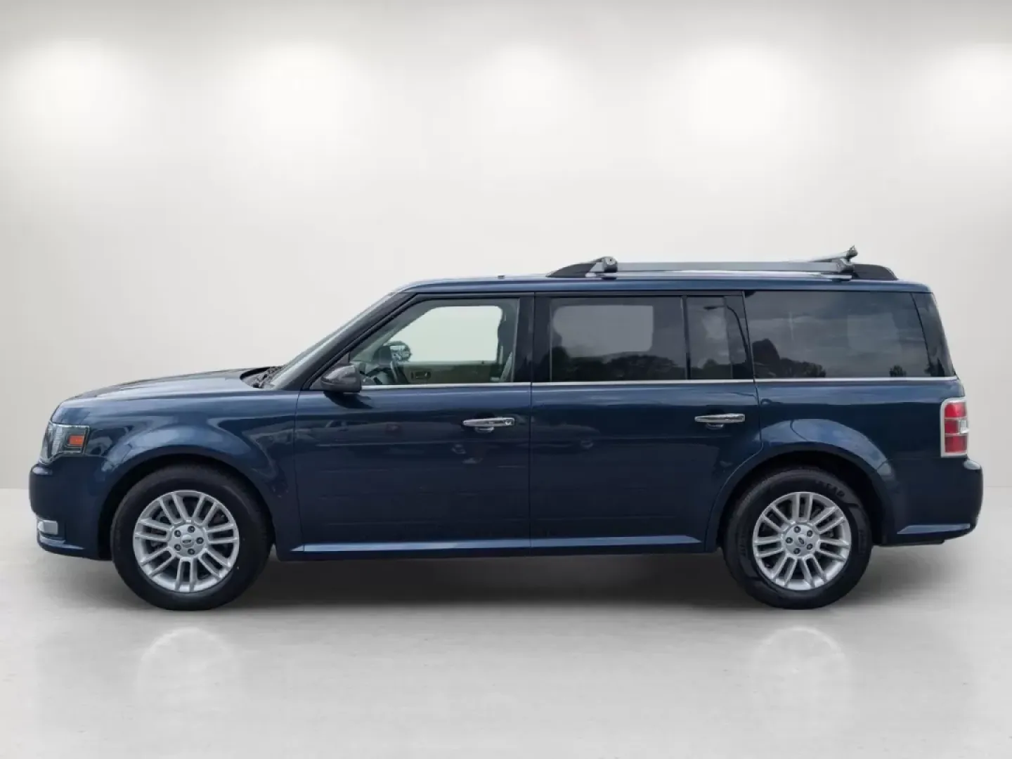 2017 Ford Flex SEL (2FMGK5C8XHB) with an Other engine, located at 804 22nd Ave, Phenix City, AL, 36870, (334) 297-1860, 32.484749, -85.024475 - **Discover Your Next Adventure with the 2017 Ford Flex SEL in Columbus, GA!**<br /> <br /> If you're on the lookout for a versatile and spacious vehicle that perfectly fits your active lifestyle, look no further than the 2017 Ford Flex SEL, available now at Gils Auto in Columbus, GA. This stylish cr - Photo#7