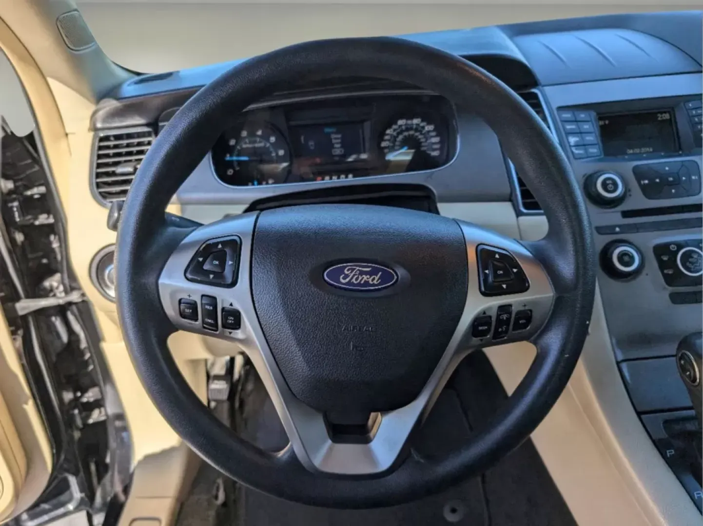 2017 Ford Taurus SE (1FAHP2D81HG) with an Other engine, located at 7000 Northlake Connector, Columbus, GA, 31904, (706) 987-8085, 32.524975, -84.978134 - **Elevate Your Driving Experience with a 2017 Ford Taurus SE from Gils Auto - Columbus #2!**<br /> <br /> If you're seeking a reliable sedan that perfectly fits your lifestyle, look no further than the 2017 Ford Taurus SE available at Gils Auto - Columbus #2. Whether you're navigating the bustling s - Photo#12