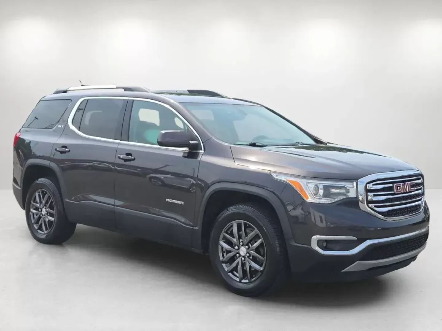 2017 /Jet Black GMC Acadia SLT (1GKKNMLS4HZ) with an Other engine, located at 804 22nd Ave, Phenix City, AL, 36870, (334) 297-1860, 32.484749, -85.024475 - **Experience the Freedom of Adventure with the 2017 GMC Acadia SLT at Gils Auto - Phenix City #2**<br /> <br /> Are you ready to elevate your family outings or weekend getaways? The 2017 GMC Acadia SLT is the ideal SUV for those who crave the perfect blend of comfort, space, and capability. Featurin - Photo#2