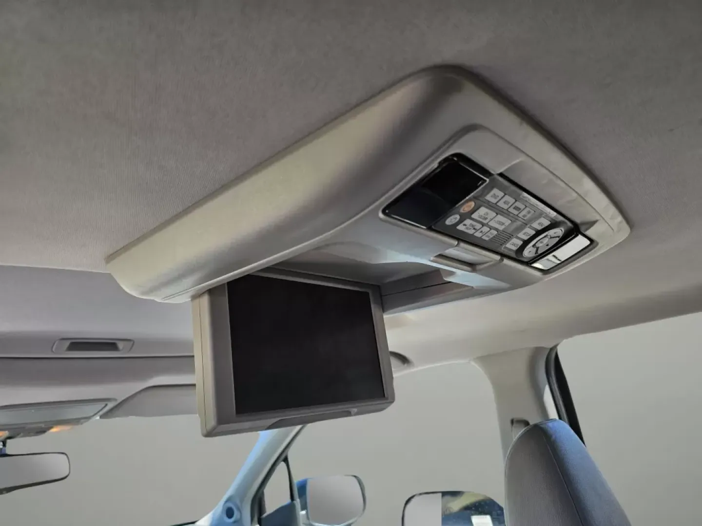 2017 Honda Pilot EX-L (5FNYF5H88HB) with an Other engine, located at 5115 14th Ave., Columbus, GA, 31904, (706) 323-0345, 32.511494, -84.971046 - **Discover Your Next Adventure with the 2017 Honda Pilot EX-L at Gils Auto!**<br /> <br /> Are you ready to elevate your family road trips or weekend getaways? The 2017 Honda Pilot EX-L is your ideal companion for creating unforgettable memories, whether you're heading to local attractions in Phenix - Photo#15