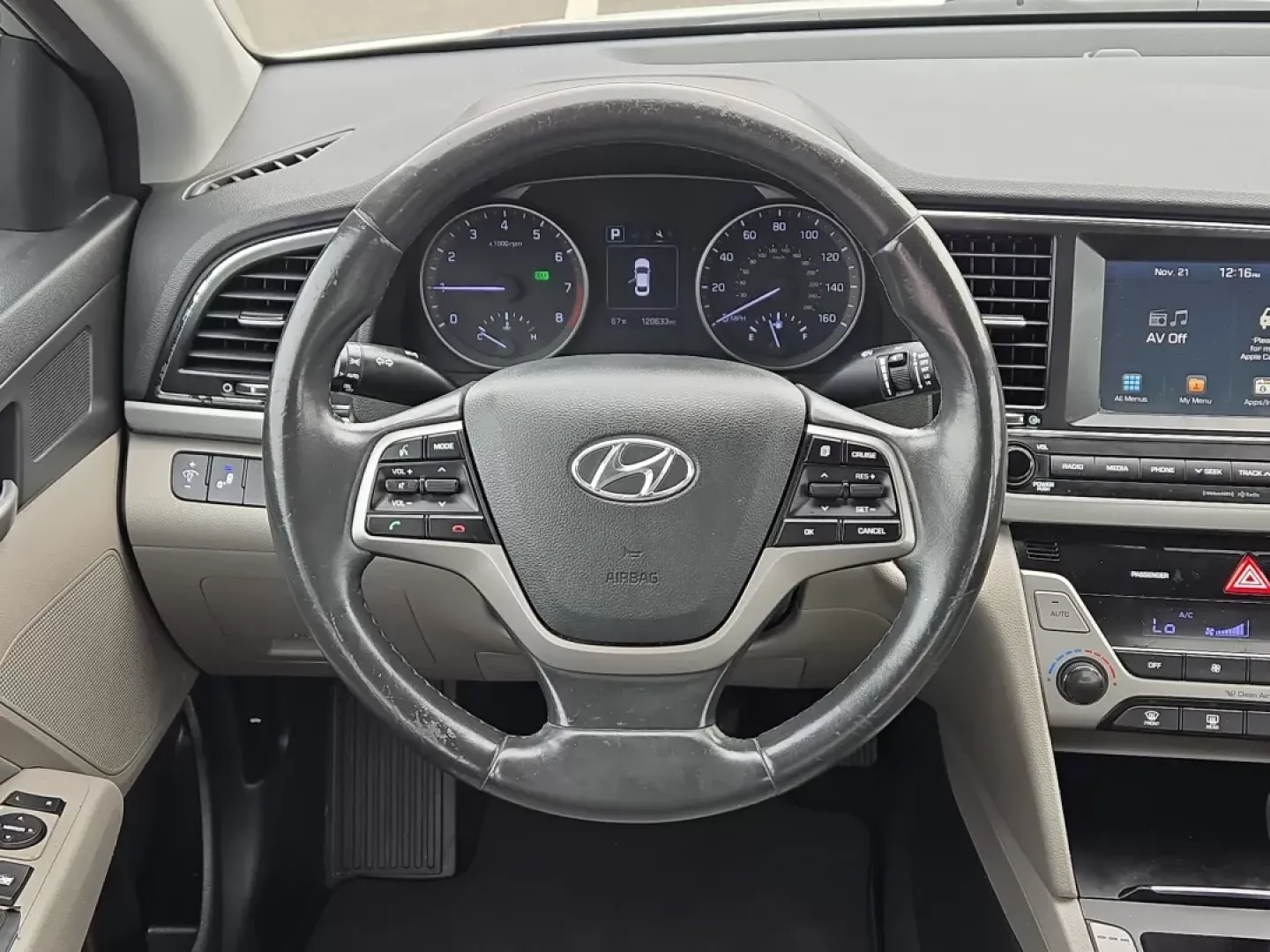 2017 Symphony Silver /Gray Hyundai Elantra SE (5NPD84LF5HH) with an Other engine, located at 521 Old Farm Lane Rd, Prattville, AL, 36066, (334) 325-1505, 32.482460, -86.416367 - Are you looking for a reliable sedan that fits seamlessly into your busy lifestyle? Look no further than the 2017 Hyundai Elantra SE, available now at Gils Auto in Prattville, AL. This versatile vehicle is perfect for growing families, long commutes, or anyone seeking a dependable ride without break - Photo#15