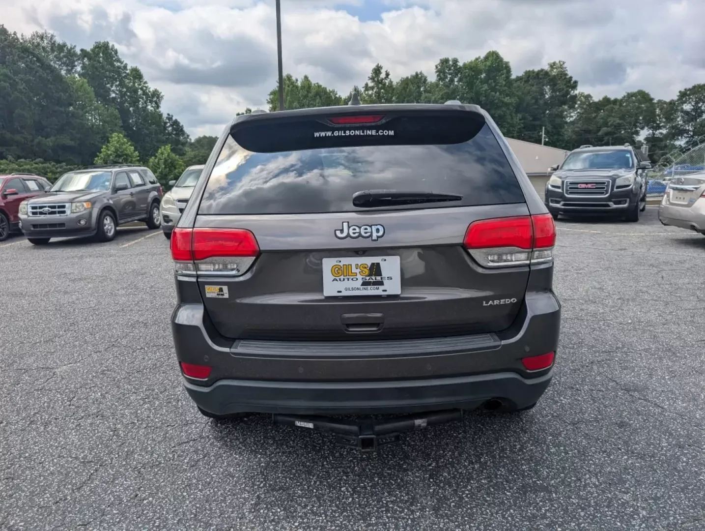 2017 /Black Jeep Grand Cherokee Laredo (1C4RJEAG0HC) with an Other engine, located at 3959 U.S. 80 W, Phenix City, AL, 36870, (334) 297-4885, 32.469296, -85.135185 - Experience the ultimate blend of comfort and capability in this 2017 Jeep Grand Cherokee Laredo, now available at Gils Auto in Phenix City, AL. Whether you're commuting through the bustling streets of downtown, tackling weekend getaways, or embarking on family road trips, this SUV is designed to ele - Photo#5