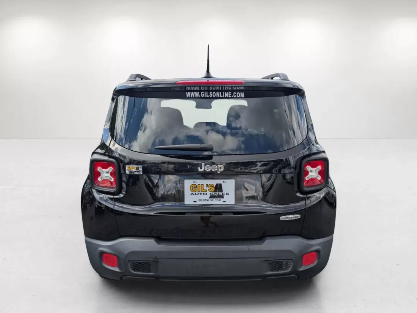 2017 /Black Jeep Renegade Latitude (ZACCJABB7HP) with an Other engine, located at 521 Old Farm Lane Rd, Prattville, AL, 36066, (334) 325-1505, 32.482460, -86.416367 - **Unlock Your Adventure with the 2017 Jeep Renegade Latitude! Perfect for Weekend Getaways and Daily Commutes** <br /> <br /> Are you on the hunt for a versatile vehicle that seamlessly blends adventure with practicality? Look no further than the 2017 Jeep Renegade Latitude, available now at Gils - Photo#5