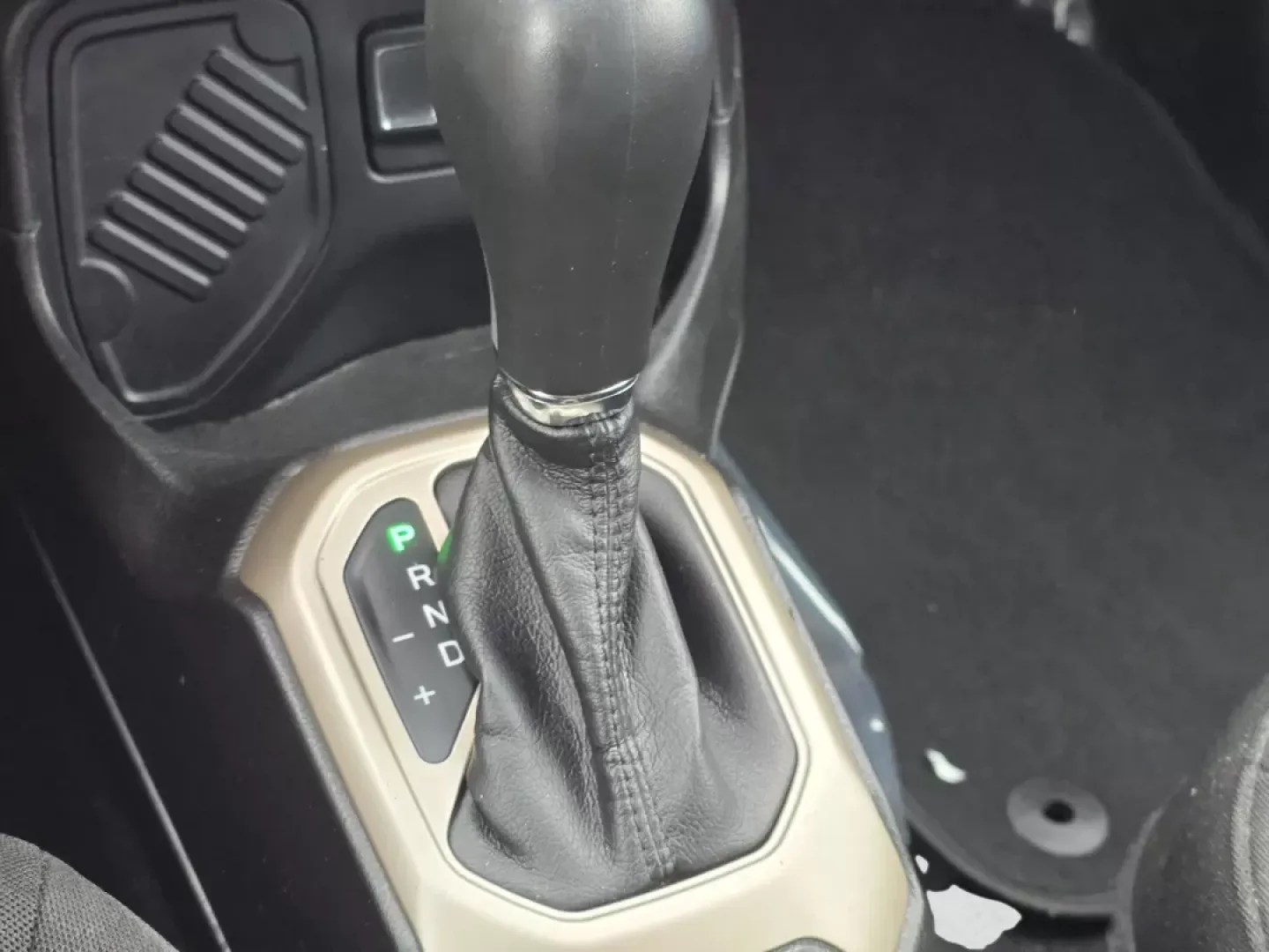 2017 /Black Jeep Renegade Latitude (ZACCJABB8HP) with an Other engine, located at 804 22nd Ave, Phenix City, AL, 36870, (334) 297-1860, 32.484749, -85.024475 - **Adventure Awaits: Explore the 2017 Jeep Renegade Latitude at Gils Auto**<br /> <br /> Are you ready to elevate your weekend adventures or tackle your daily commute with flair? The 2017 Jeep Renegade Latitude is the perfect crossover for those who crave both style and functionality. With its rugged - Photo#14