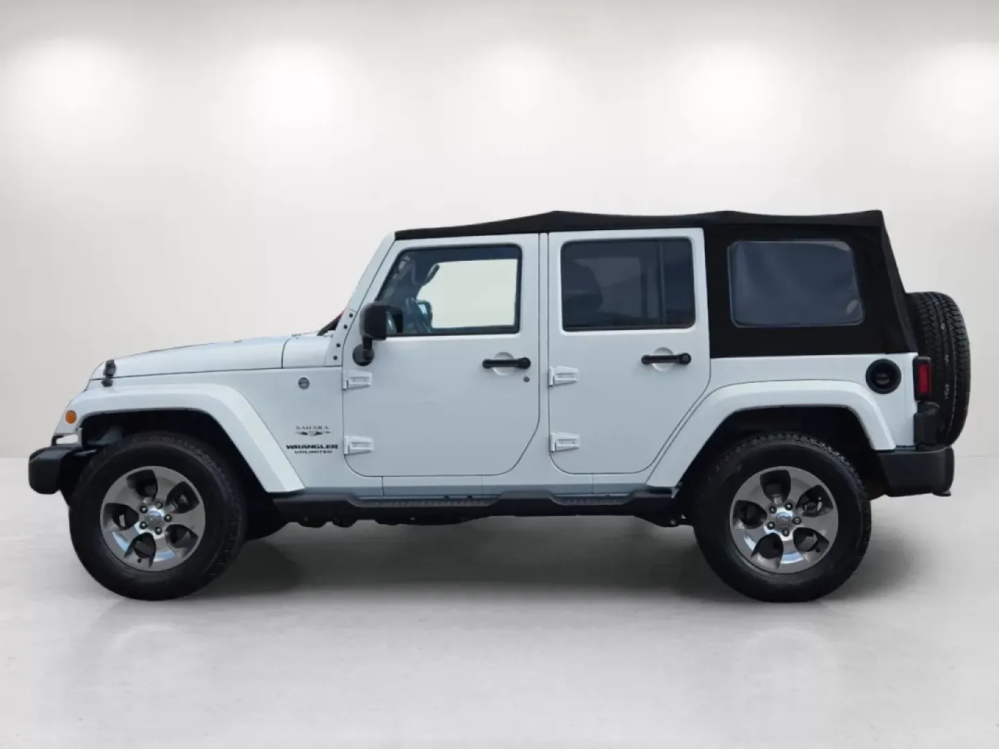 2017 /Black Jeep Wrangler Sahara (1C4BJWEGXHL) with an Other engine, located at 5115 14th Ave., Columbus, GA, 31904, (706) 323-0345, 32.511494, -84.971046 - **Unleash Your Adventurous Spirit with the 2017 Jeep Wrangler Sahara!** <br /> <br /> Are you ready to embrace the thrill of the open road or tackle off-road trails with friends and family? Look no further than this 2017 Jeep Wrangler Sahara, available now at *Gils Auto - Prattville*. Located at 521 - Photo#8
