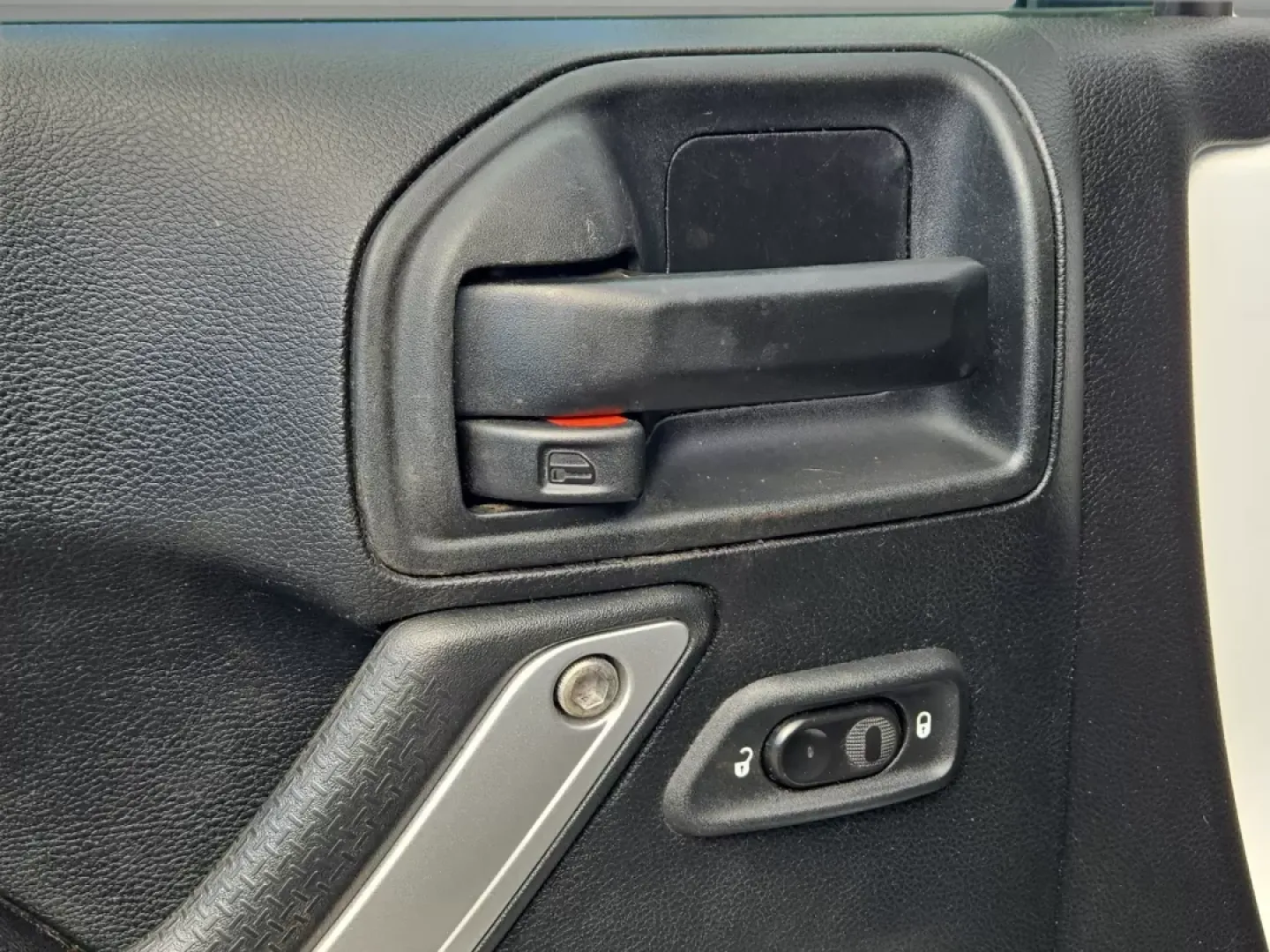 2017 /Black Jeep Wrangler Sahara (1C4BJWEGXHL) with an Other engine, located at 5115 14th Ave., Columbus, GA, 31904, (706) 323-0345, 32.511494, -84.971046 - **Unleash Your Adventurous Spirit with the 2017 Jeep Wrangler Sahara!** <br /> <br /> Are you ready to embrace the thrill of the open road or tackle off-road trails with friends and family? Look no further than this 2017 Jeep Wrangler Sahara, available now at *Gils Auto - Prattville*. Located at 521 - Photo#10