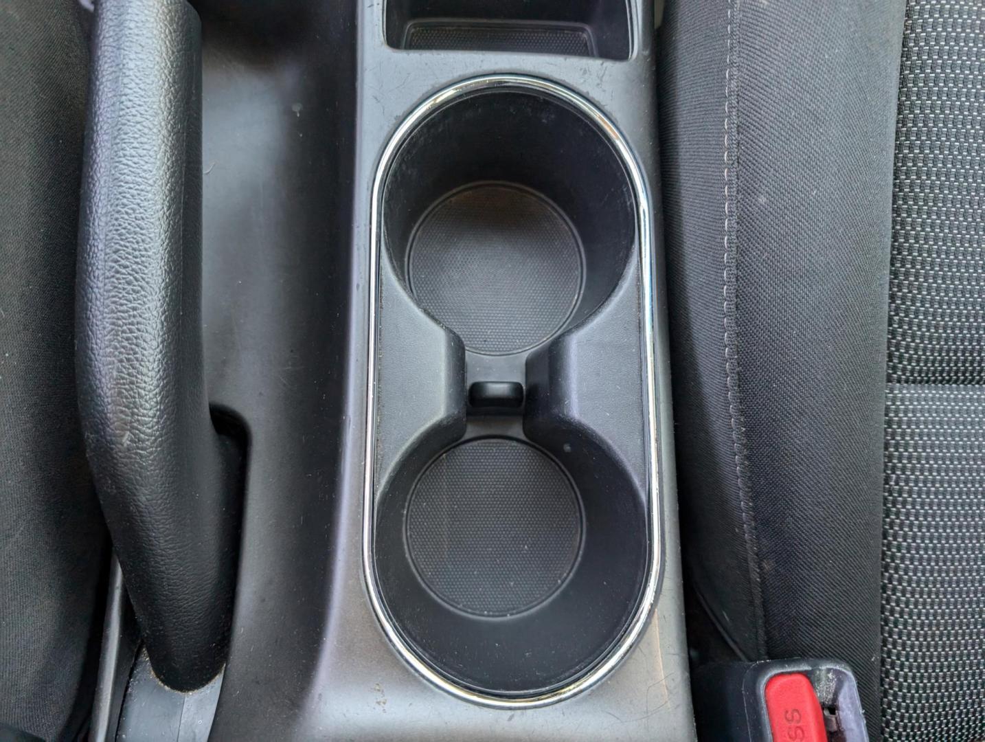 2017 /Black Kia Forte LX (3KPFK4A74HE) with an Regular Unleaded I-4 2.0 L/122 engine, 6-Speed Automatic w/OD transmission, located at 1430 Gateway Drive, Opelika, AL, 36801, (334) 239-0944, 32.637871, -85.409790 - 2017 Kia Forte LX - Photo#12