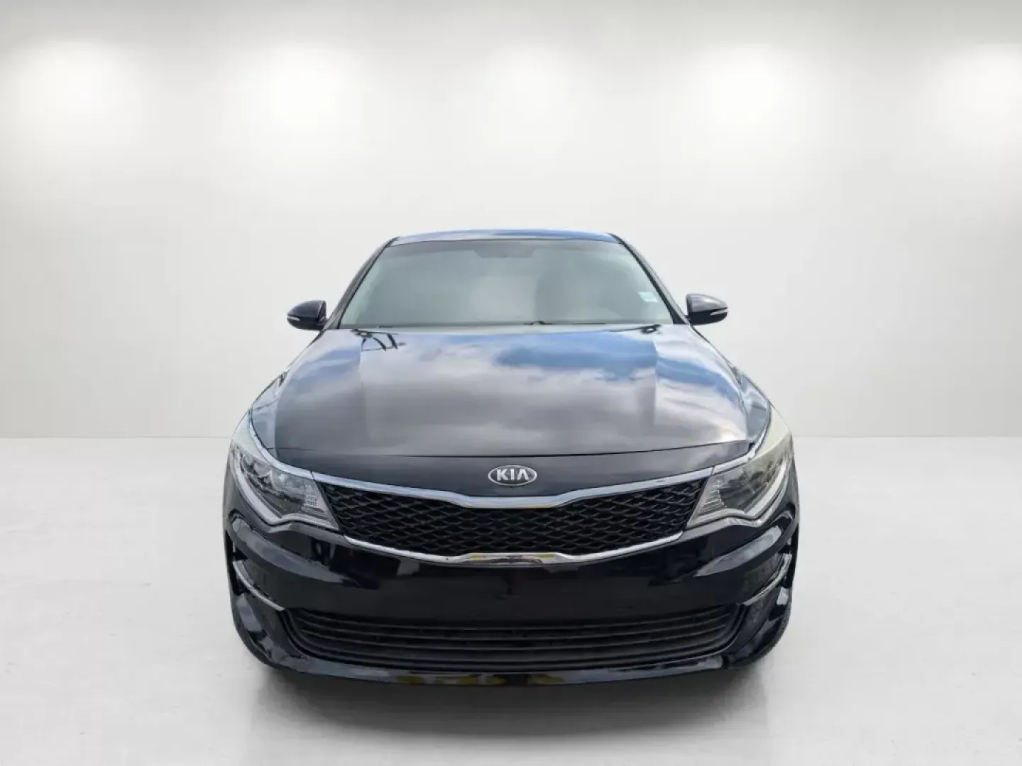 2017 /Beige Kia Optima LX (5XXGT4L3XHG) with an Regular Unleaded I-4 2.4 L/144 engine, 6-Speed Automatic w/OD transmission, located at 521 Old Farm Lane Rd, Prattville, AL, 36066, (334) 325-1505, 32.482460, -86.416367 - **Discover Your Next Adventure with the 2017 Kia Optima at Gils Auto - Prattville!**<br /> <br /> Are you searching for the perfect blend of comfort, style, and reliability for your daily commute or weekend road trips? Look no further! The 2017 Kia Optima LX is designed for individuals and families - Photo#1