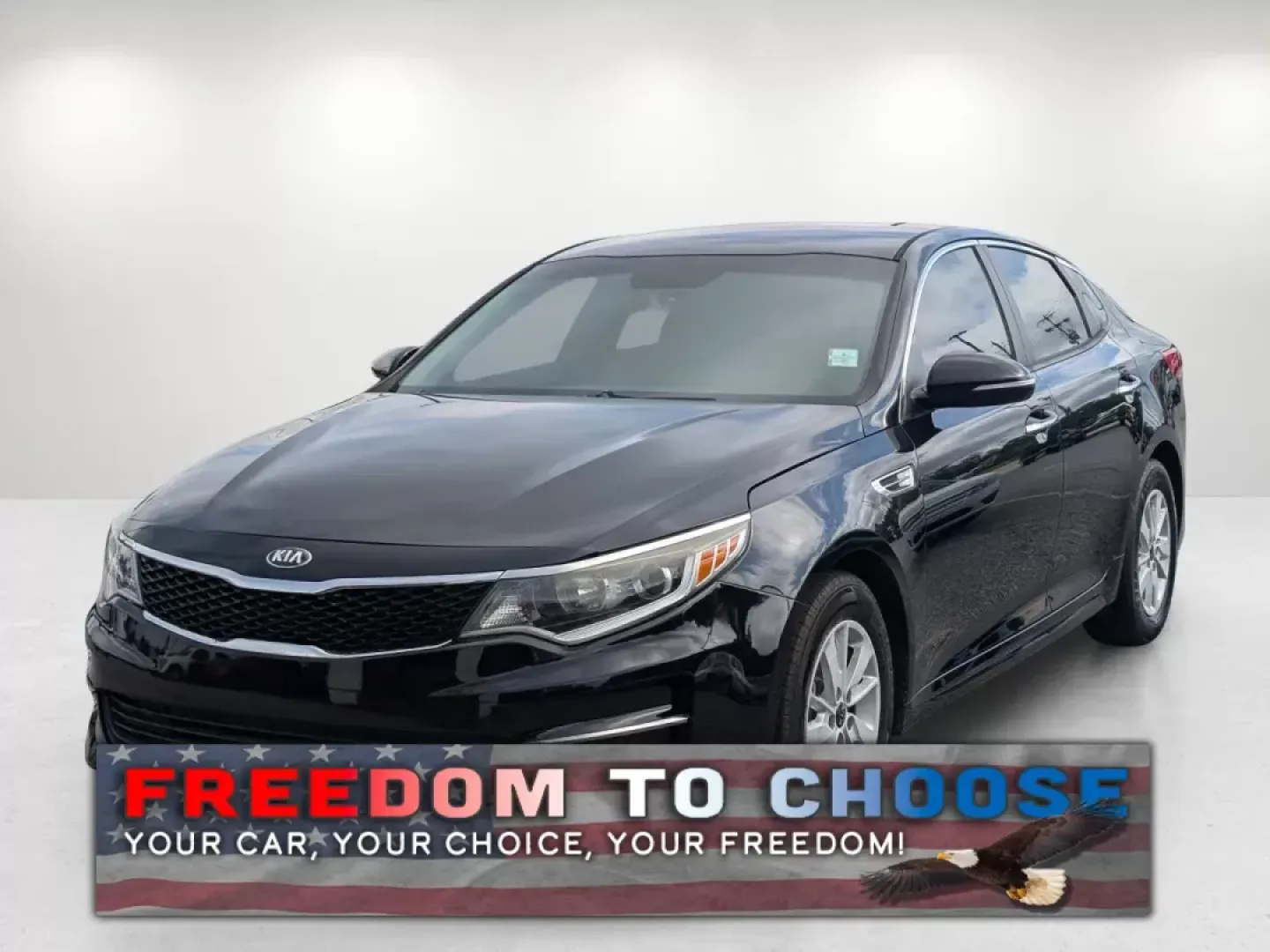 2017 /Beige Kia Optima LX (5XXGT4L3XHG) with an Regular Unleaded I-4 2.4 L/144 engine, 6-Speed Automatic w/OD transmission, located at 521 Old Farm Lane Rd, Prattville, AL, 36066, (334) 325-1505, 32.482460, -86.416367 - **Discover Your Next Adventure with the 2017 Kia Optima at Gils Auto - Prattville!**<br /> <br /> Are you searching for the perfect blend of comfort, style, and reliability for your daily commute or weekend road trips? Look no further! The 2017 Kia Optima LX is designed for individuals and families - Photo#0