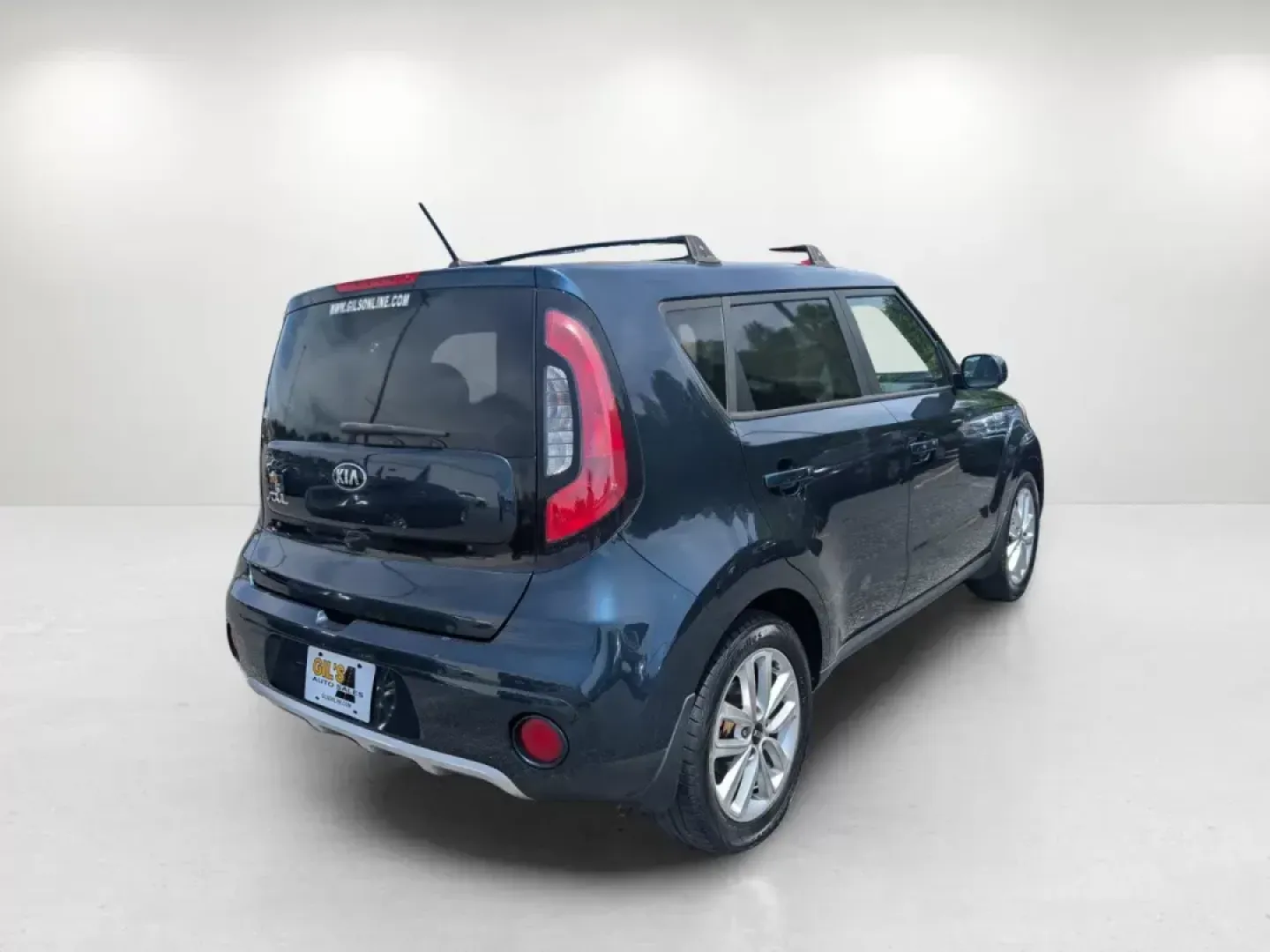 2017 /Black Kia Soul + (KNDJP3A54H7) with an Regular Unleaded I-4 2.0 L/122 engine, 6-Speed Automatic w/OD transmission, located at 3959 U.S. 80 W, Phenix City, AL, 36870, (334) 297-4885, 32.469296, -85.135185 - 2017 Kia Soul + - Photo#5