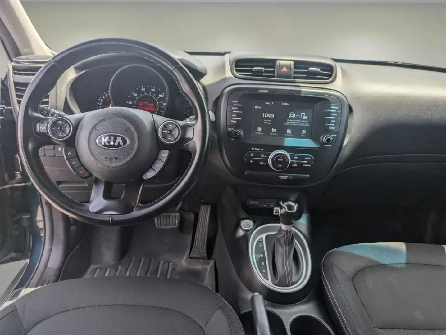 2017 /Black Kia Soul + (KNDJP3A54H7) with an Regular Unleaded I-4 2.0 L/122 engine, 6-Speed Automatic w/OD transmission, located at 3959 U.S. 80 W, Phenix City, AL, 36870, (334) 297-4885, 32.469296, -85.135185 - 2017 Kia Soul + - Photo#12