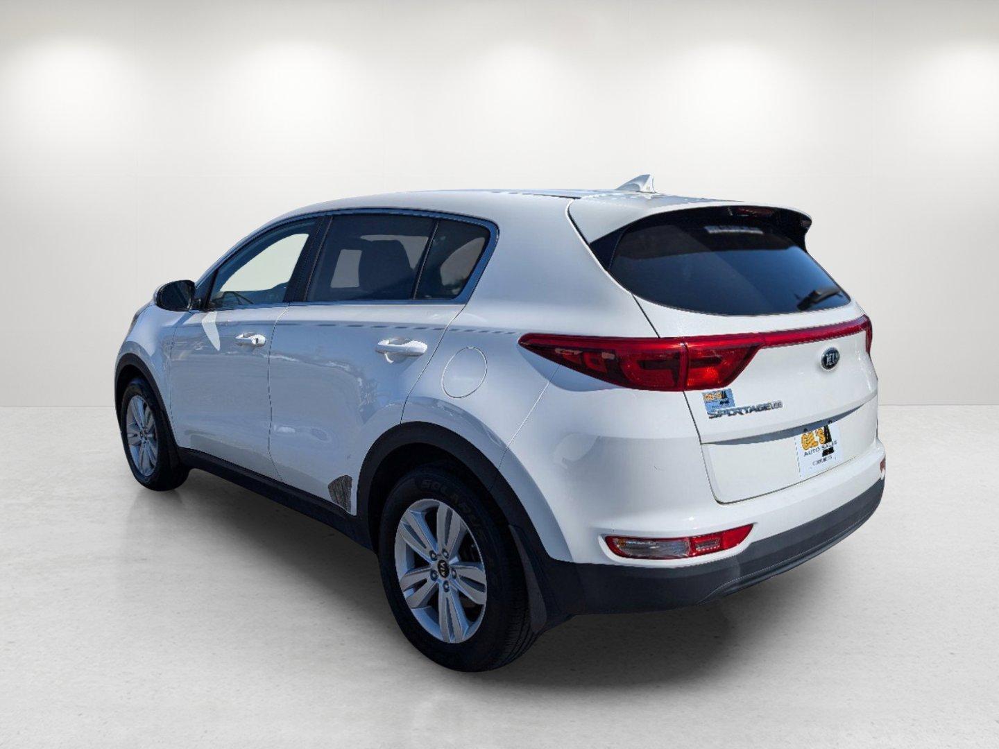 2017 /Black Kia Sportage LX (KNDPM3AC4H7) with an Regular Unleaded I-4 2.4 L/144 engine, 6-Speed Automatic w/OD transmission, located at 521 Old Farm Lane Rd, Prattville, AL, 36066, (334) 325-1505, 32.482460, -86.416367 - 2017 Kia Sportage LX - Photo#6