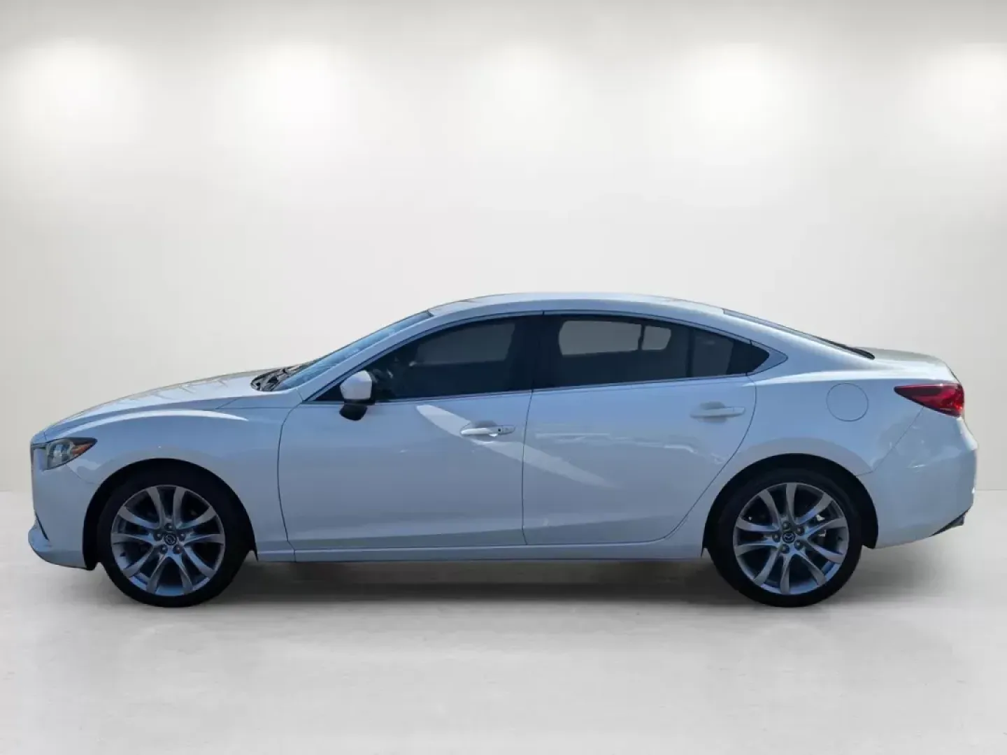 2017 /Black Mazda Mazda6 Touring (JM1GL1V50H1) with an Other engine, located at 3959 U.S. 80 W, Phenix City, AL, 36870, (334) 297-4885, 32.469296, -85.135185 - **Unleash Your Adventurous Spirit with the 2017 Mazda6!**<br /> <br /> At Gils Auto - Phenix City #2, we understand that life is about experiences. Whether you're navigating a bustling city, embarking on weekend getaways, or simply commuting to work, the 2017 Mazda6 is the perfect companion for all - Photo#7