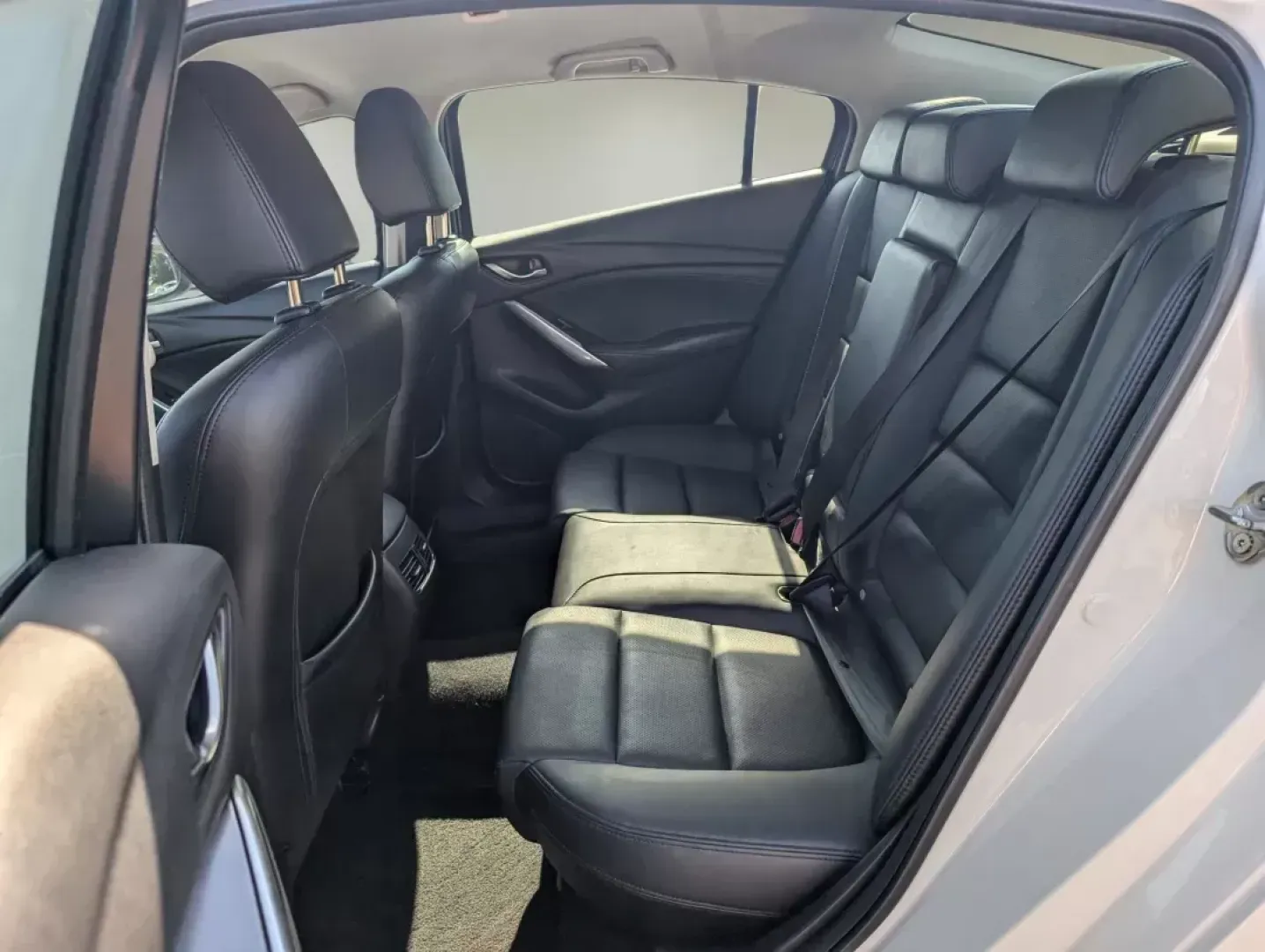 2017 /Black Mazda Mazda6 Touring (JM1GL1V50H1) with an Other engine, located at 3959 U.S. 80 W, Phenix City, AL, 36870, (334) 297-4885, 32.469296, -85.135185 - **Unleash Your Adventurous Spirit with the 2017 Mazda6!**<br /> <br /> At Gils Auto - Phenix City #2, we understand that life is about experiences. Whether you're navigating a bustling city, embarking on weekend getaways, or simply commuting to work, the 2017 Mazda6 is the perfect companion for all - Photo#10