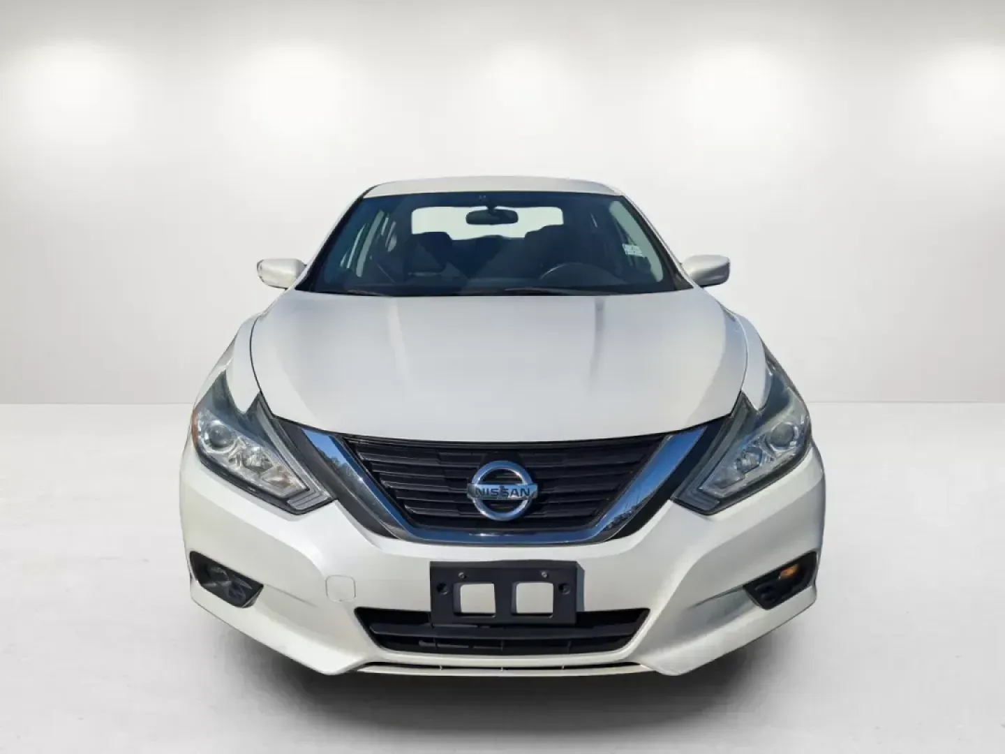 2017 /Charcoal Nissan Altima 2.5 SV (1N4AL3AP7HC) with an Regular Unleaded I-4 2.5 L/152 engine, 1-Speed CVT w/OD transmission, located at 7000 Northlake Connector, Columbus, GA, 31904, (706) 987-8085, 32.524975, -84.978134 - 2017 Nissan Altima 2.5 SV - Photo#1