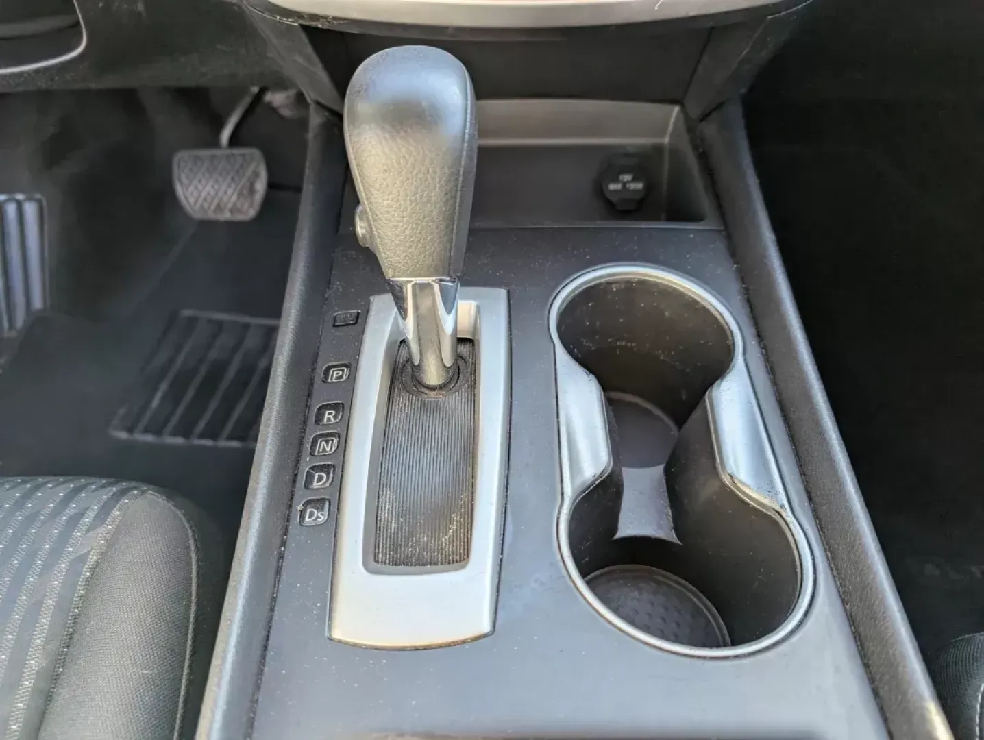 2017 /Charcoal Nissan Altima 2.5 SV (1N4AL3AP7HC) with an Regular Unleaded I-4 2.5 L/152 engine, 1-Speed CVT w/OD transmission, located at 7000 Northlake Connector, Columbus, GA, 31904, (706) 987-8085, 32.524975, -84.978134 - 2017 Nissan Altima 2.5 SV - Photo#12