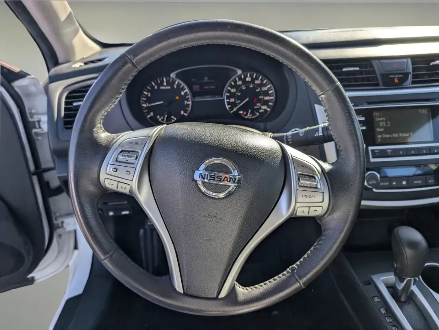 2017 /Charcoal Nissan Altima 2.5 SV (1N4AL3AP7HC) with an Regular Unleaded I-4 2.5 L/152 engine, 1-Speed CVT w/OD transmission, located at 7000 Northlake Connector, Columbus, GA, 31904, (706) 987-8085, 32.524975, -84.978134 - 2017 Nissan Altima 2.5 SV - Photo#15