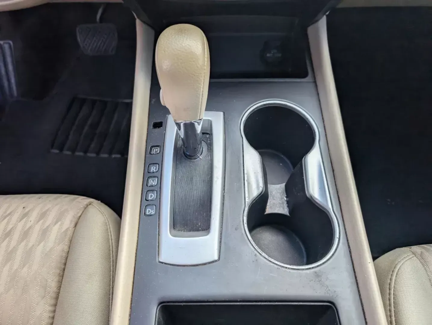 2017 /Beige Nissan Altima 2.5 S (1N4AL3AP0HC) with an Regular Unleaded I-4 2.5 L/152 engine, 1-Speed CVT w/OD transmission, located at 3959 U.S. 80 W, Phenix City, AL, 36870, (334) 297-4885, 32.469296, -85.135185 - 2017 Nissan Altima 2.5 S - Photo#13