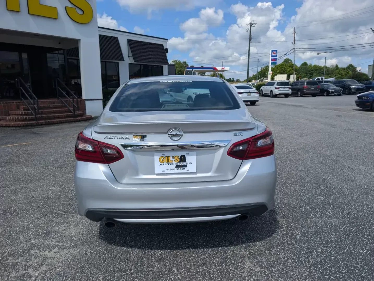 2017 /Sport Interior Nissan Altima 2.5 SR (1N4AL3AP3HC) with an Other engine, located at 3959 U.S. 80 W, Phenix City, AL, 36870, (334) 297-4885, 32.469296, -85.135185 - **Discover Your New Adventure with the 2017 Nissan Altima 2.5 SR at Gils Auto!**<br /> <br /> Are you in search of a reliable vehicle that perfectly balances style, performance, and practicality? Look no further than the 2017 Nissan Altima 2.5 SR, available now at Gils Auto in Phenix City, AL! This - Photo#5