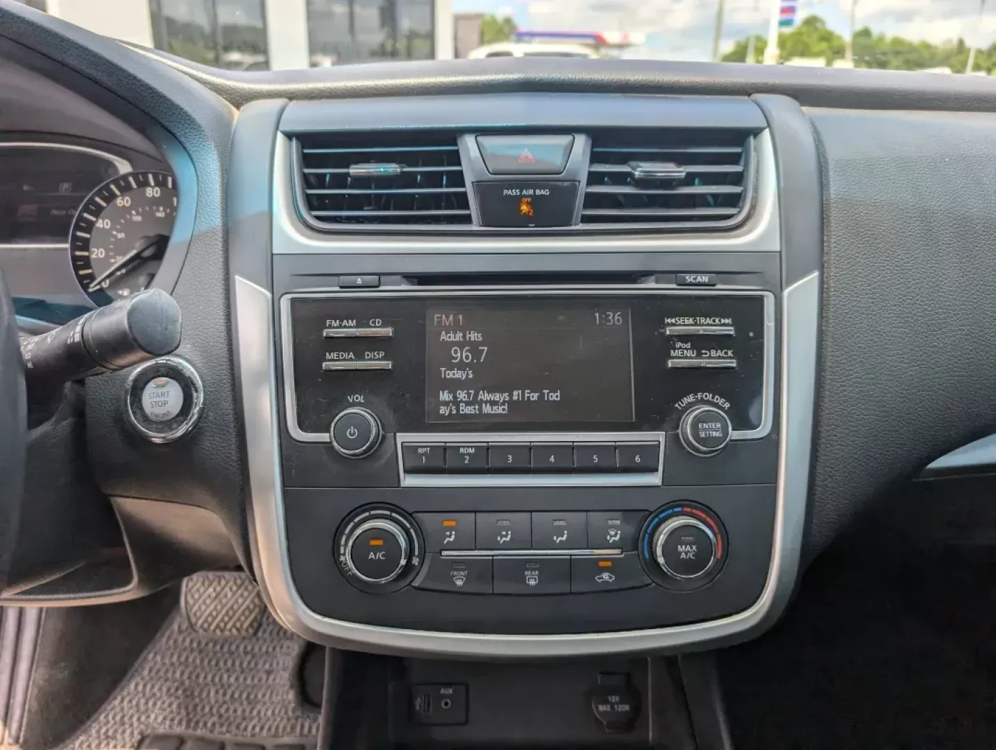 2017 /Sport Interior Nissan Altima 2.5 SR (1N4AL3AP3HC) with an Other engine, located at 3959 U.S. 80 W, Phenix City, AL, 36870, (334) 297-4885, 32.469296, -85.135185 - **Discover Your New Adventure with the 2017 Nissan Altima 2.5 SR at Gils Auto!**<br /> <br /> Are you in search of a reliable vehicle that perfectly balances style, performance, and practicality? Look no further than the 2017 Nissan Altima 2.5 SR, available now at Gils Auto in Phenix City, AL! This - Photo#14