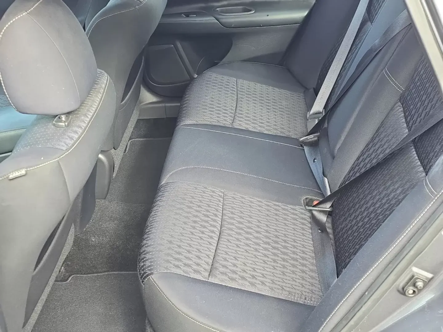 2017 /Charcoal Nissan Altima 2.5 S (1N4AL3AP8HN) with an Other engine, located at 3959 U.S. 80 W, Phenix City, AL, 36870, (334) 297-4885, 32.469296, -85.135185 - Looking for a reliable sedan that meets your busy lifestyle? The 2017 Nissan Altima 2.5 S is the perfect blend of comfort, efficiency, and modern convenience, making it an ideal choice for budget-conscious buyers, commuters, or families on the go. With its sleek Gun Metallic exterior and spacious ch - Photo#10