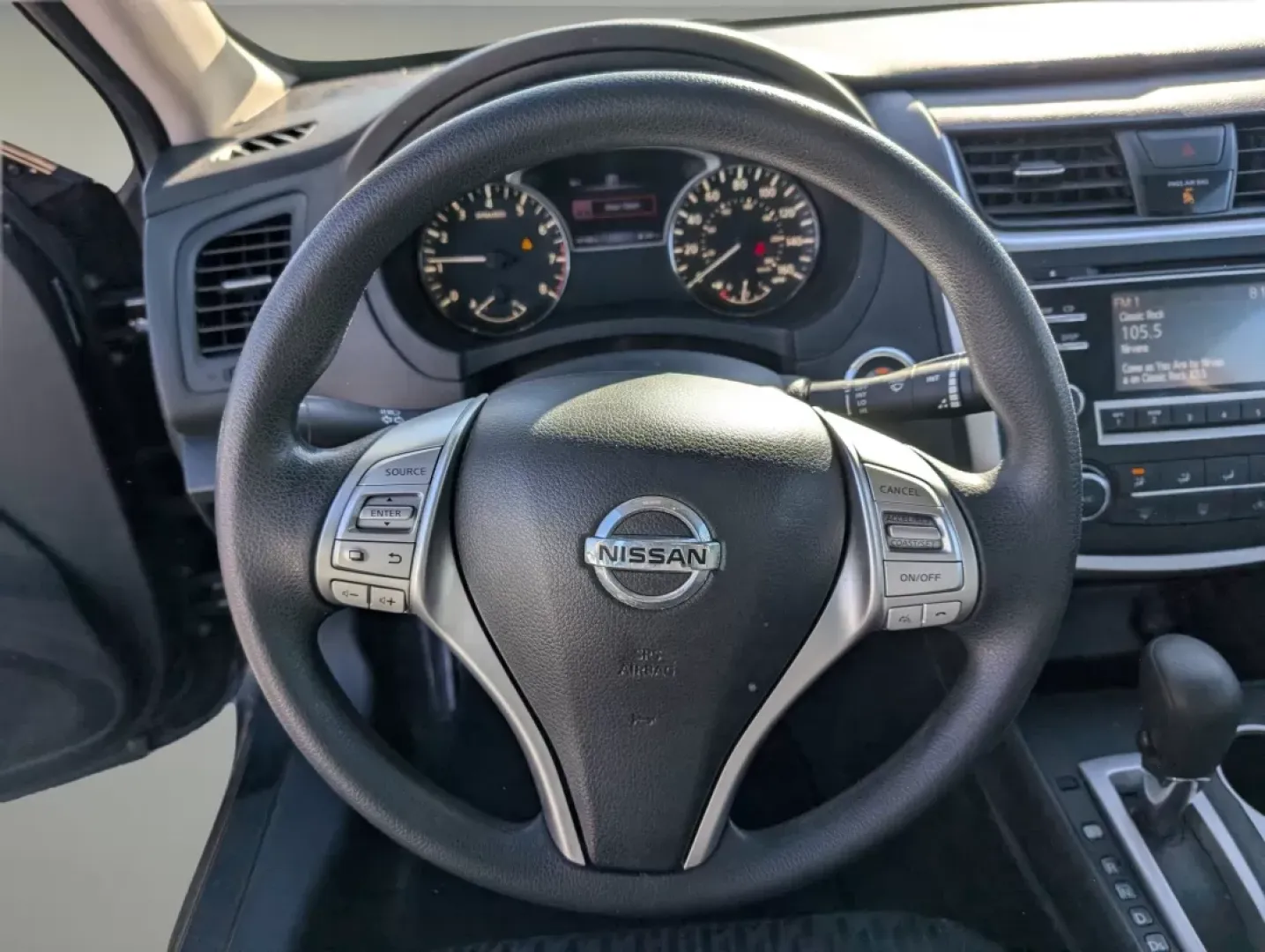 2017 /Charcoal Nissan Altima 2.5 S (1N4AL3AP3HC) with an Other engine, located at 7000 Northlake Connector, Columbus, GA, 31904, (706) 987-8085, 32.524975, -84.978134 - Discover the perfect blend of style, comfort, and practicality with the 2017 Nissan Altima 2.5 S, available now at Gils Auto in Columbus, GA. If you're a commuter looking for a reliable vehicle to navigate the hustle and bustle of daily life or a growing family that values safety and efficiency, thi - Photo#1