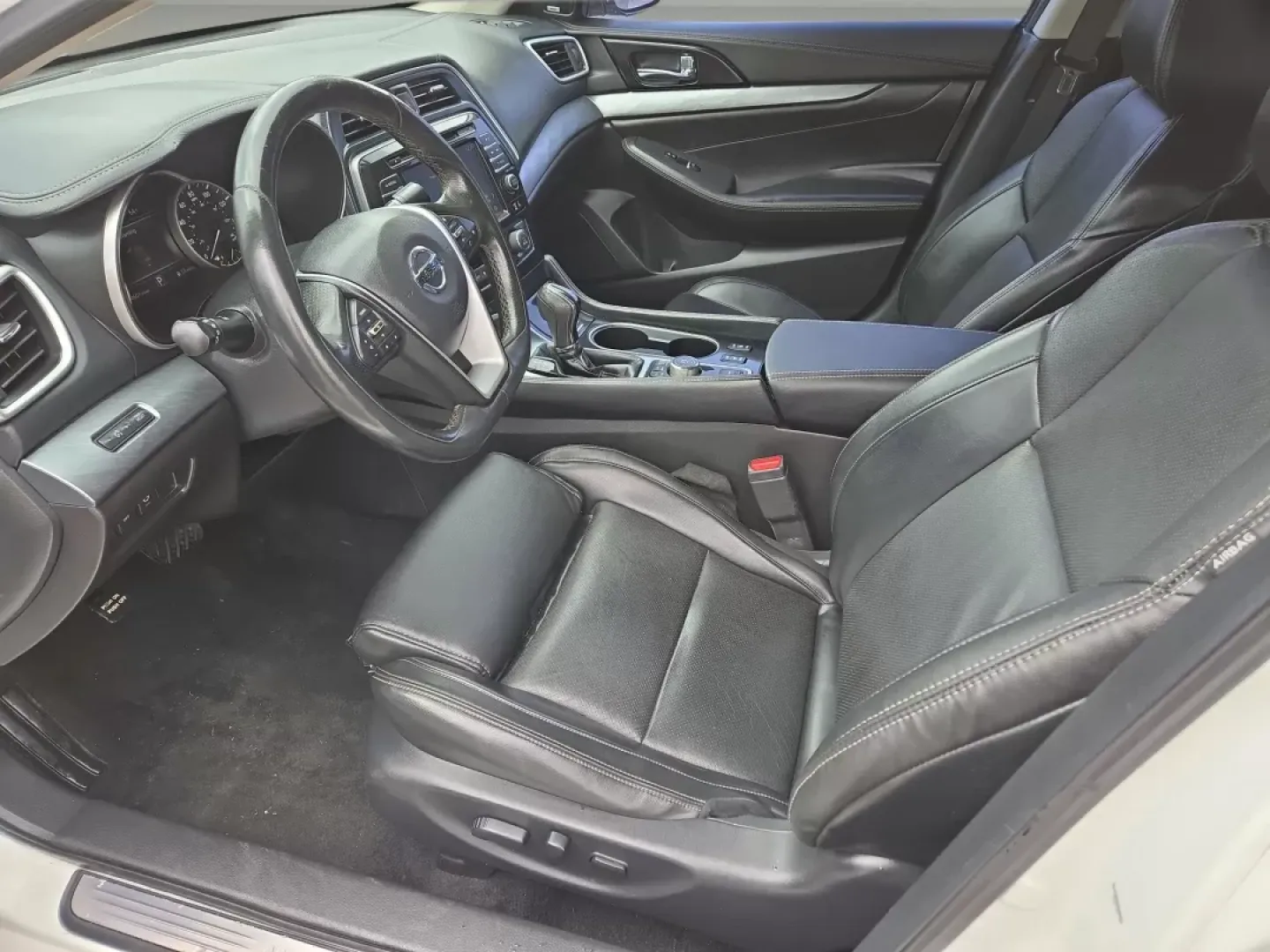 2017 /Charcoal Nissan Maxima SL (1N4AA6AP2HC) with an Other engine, located at 521 Old Farm Lane Rd, Prattville, AL, 36066, (334) 325-1505, 32.482460, -86.416367 - **Elevate Your Daily Drive with the 2017 Nissan Maxima SL!** <br /> <br /> If you're on the hunt for a vehicle that combines elegance with performance, look no further than the stunning 2017 Nissan Maxima SL. Perfect for professionals navigating the bustling streets of Prattville, AL, this luxurious - Photo#12