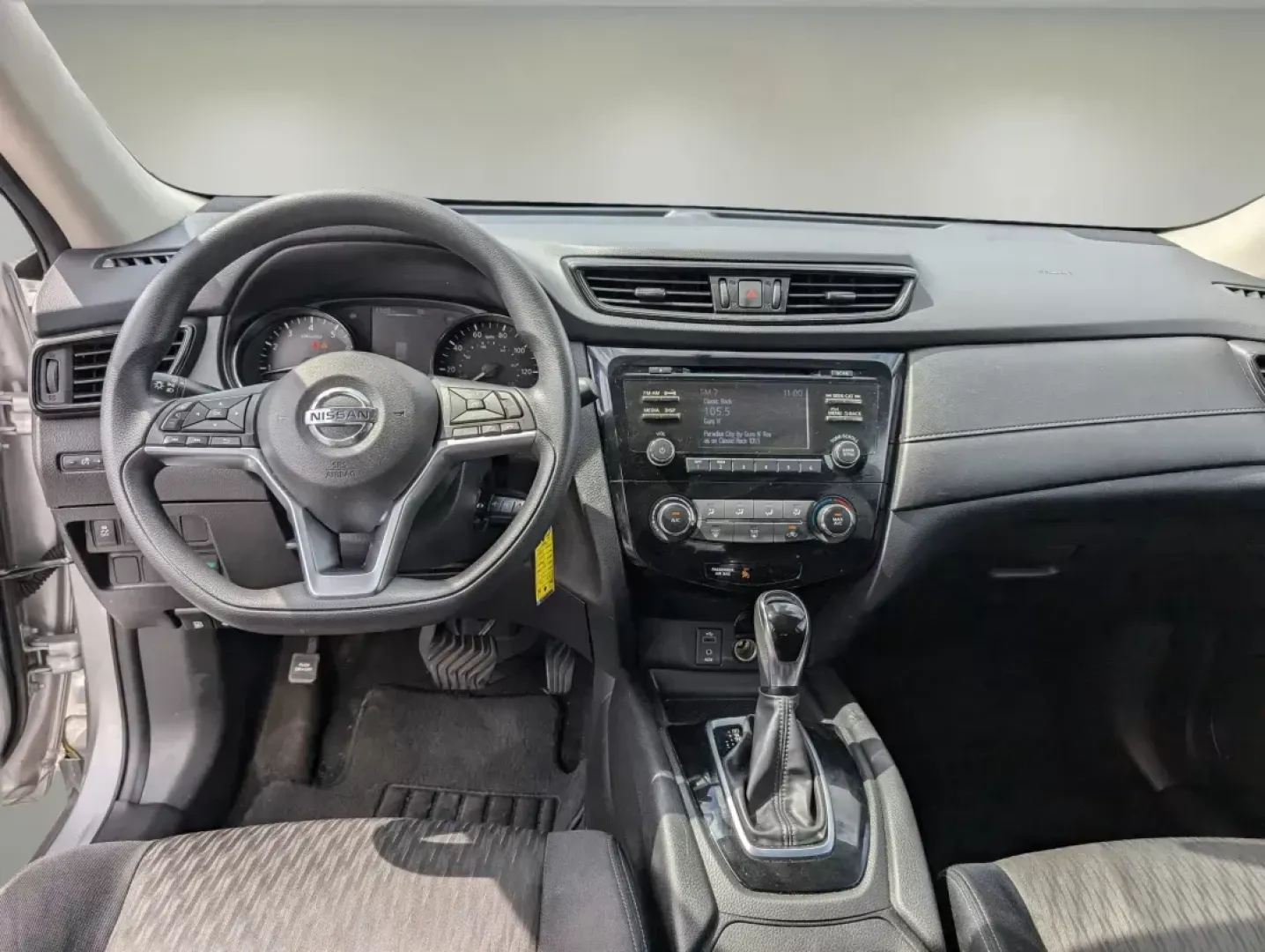 2017 /Charcoal Nissan Rogue S (JN8AT2MT8HW) with an Regular Unleaded I-4 2.5 L/152 engine, 1-Speed CVT w/OD transmission, located at 3959 U.S. 80 W, Phenix City, AL, 36870, (334) 297-4885, 32.469296, -85.135185 - 2017 Nissan Rogue S - Photo#12
