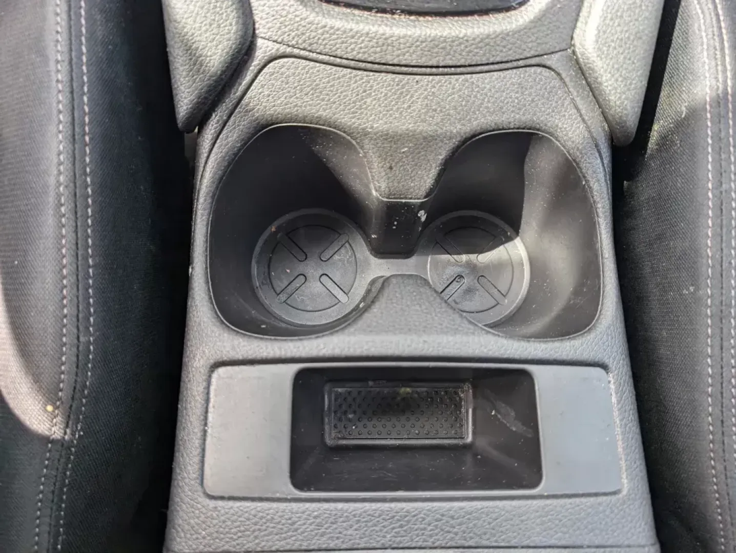 2017 /Charcoal Nissan Rogue S (JN8AT2MT8HW) with an Regular Unleaded I-4 2.5 L/152 engine, 1-Speed CVT w/OD transmission, located at 3959 U.S. 80 W, Phenix City, AL, 36870, (334) 297-4885, 32.469296, -85.135185 - 2017 Nissan Rogue S - Photo#13