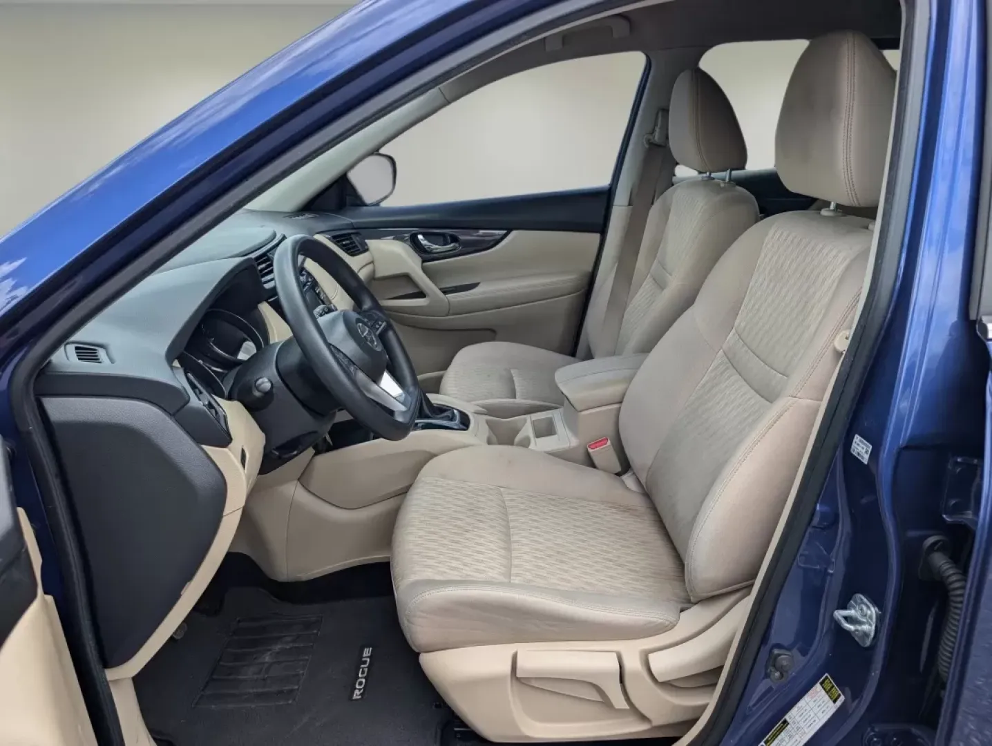 2017 /Almond Nissan Rogue S (KNMAT2MT2HP) with an Other engine, located at 3959 U.S. 80 W, Phenix City, AL, 36870, (334) 297-4885, 32.469296, -85.135185 - **Explore New Adventures with the 2017 Nissan Rogue at Gils Auto!**<br /> <br /> Are you looking for the perfect vehicle to elevate your weekends or enhance your daily commute? Look no further! The 2017 Nissan Rogue, available now at Gils Auto in Phenix City, AL, is designed to accommodate your acti - Photo#9