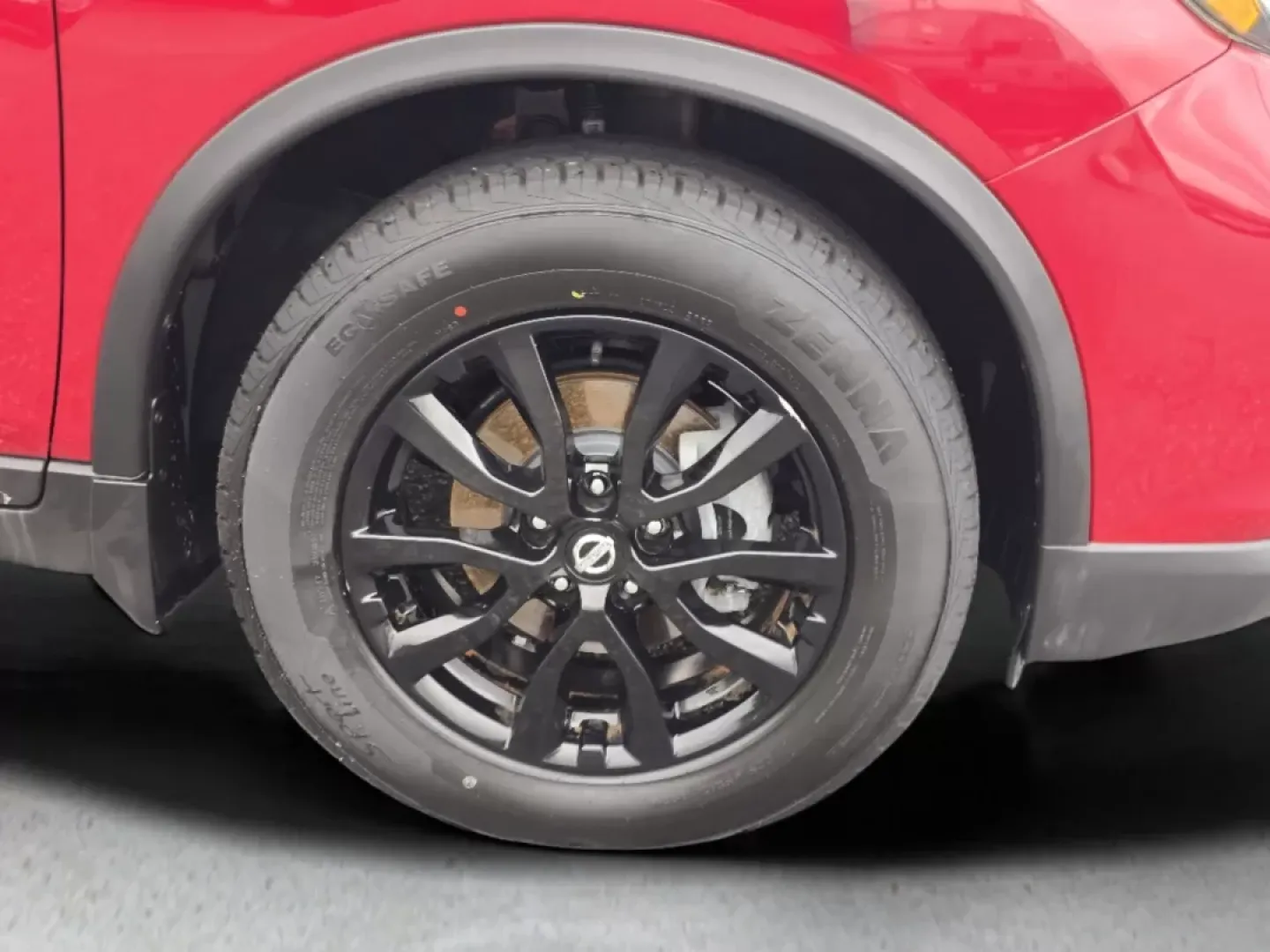 2017 /Charcoal Nissan Rogue SV (5N1AT2MT0HC) with an Other engine, located at 521 Old Farm Lane Rd, Prattville, AL, 36066, (334) 325-1505, 32.482460, -86.416367 - Discover the perfect blend of style, comfort, and reliability with the 2017 Nissan Rogue SV, available now at Gils Auto in Phenix City, AL. This versatile SUV is not just a vehicle; it's your next adventure partner-ideal for growing families, daily commuters, or anyone seeking a touch of elegance in - Photo#8