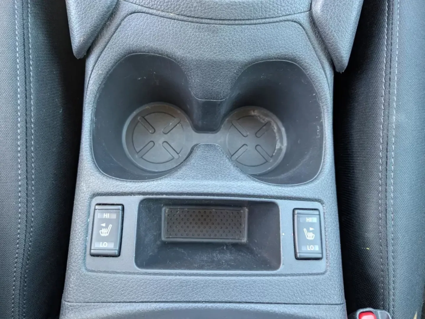 2017 /Charcoal Nissan Rogue SV (5N1AT2MT3HC) with an Other engine, located at 7000 Northlake Connector, Columbus, GA, 31904, (706) 987-8085, 32.524975, -84.978134 - **Experience Adventure with the 2017 Nissan Rogue SV at Gils Auto in Phenix City, AL!**<br /> <br /> Looking for the perfect SUV to elevate your family adventures or daily commutes? The 2017 Nissan Rogue SV is designed to meet your lifestyle needs, whether you're navigating city streets or exploring - Photo#12